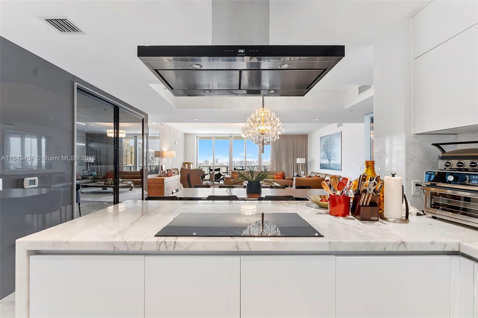 330 Sunny Isles Blvd Unit: 5-LPH03