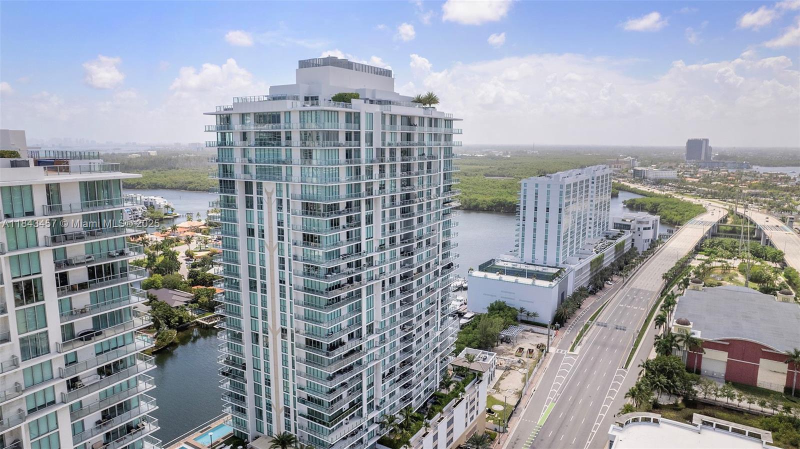 330 Sunny Isles Blvd Unit: 5-LPH03