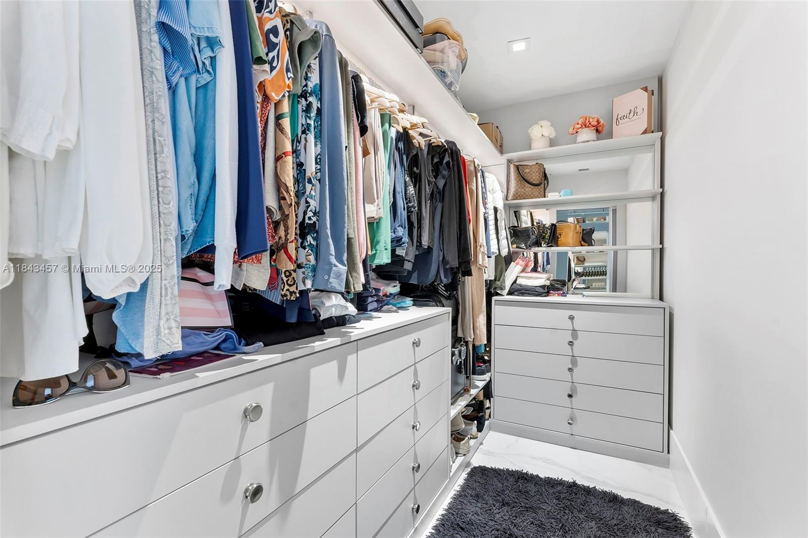 330 Sunny Isles Blvd Unit: 5-LPH03