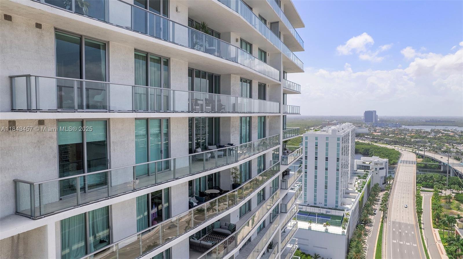 330 Sunny Isles Blvd Unit: 5-LPH03