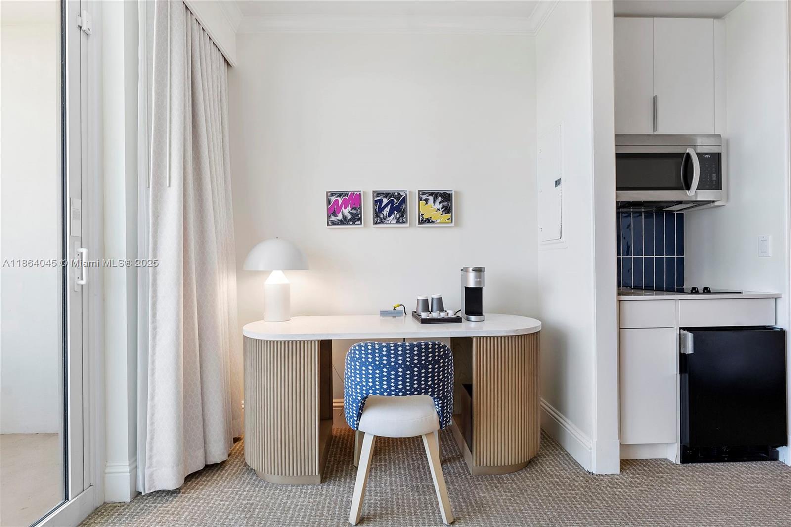 4401 Collins Ave # 2907