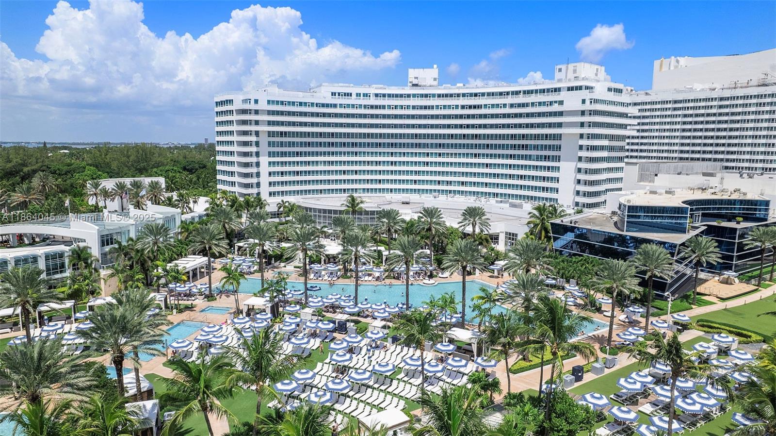 4401 Collins Ave # 2907