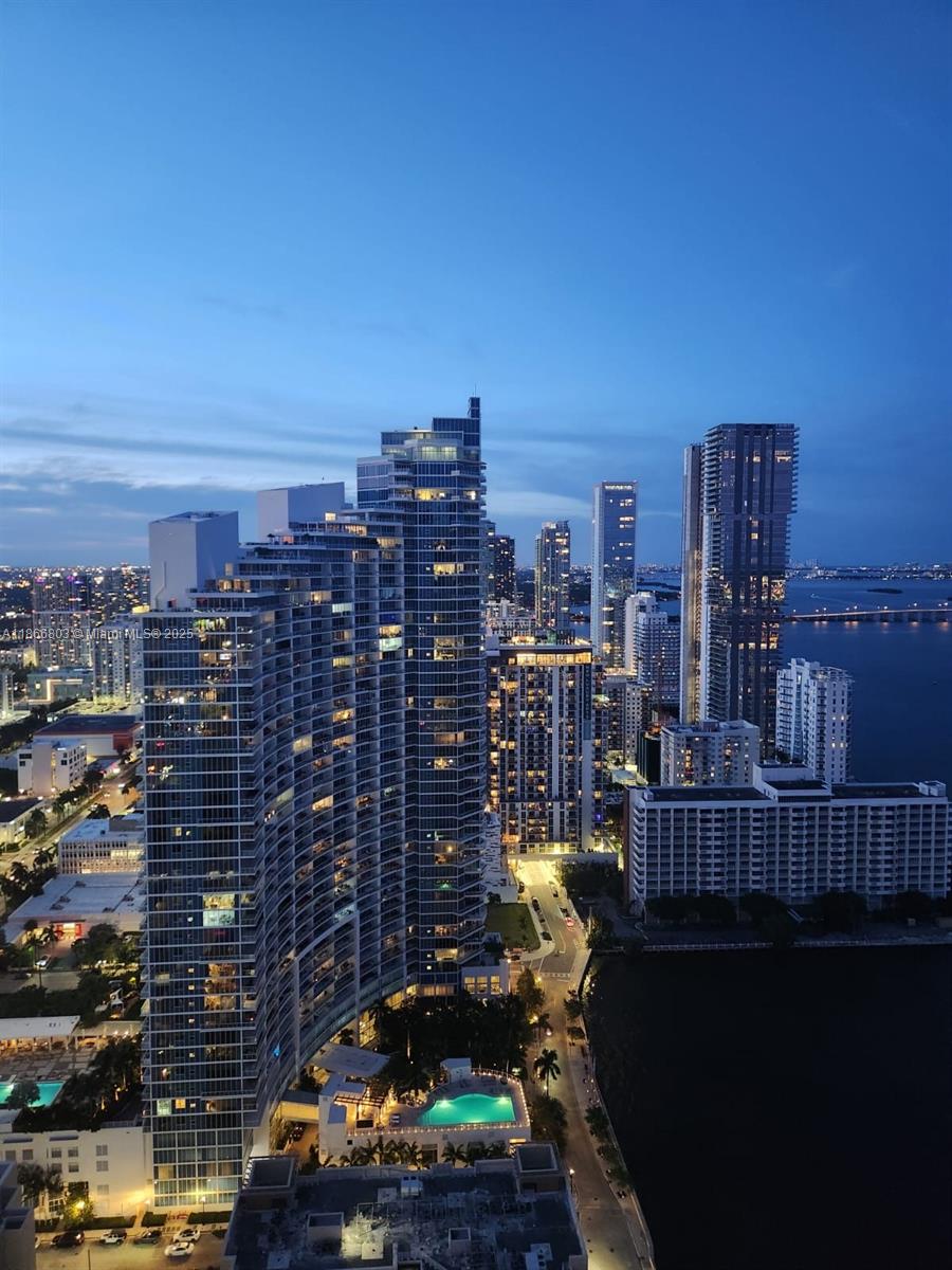 1900 N Bayshore Dr # 4112