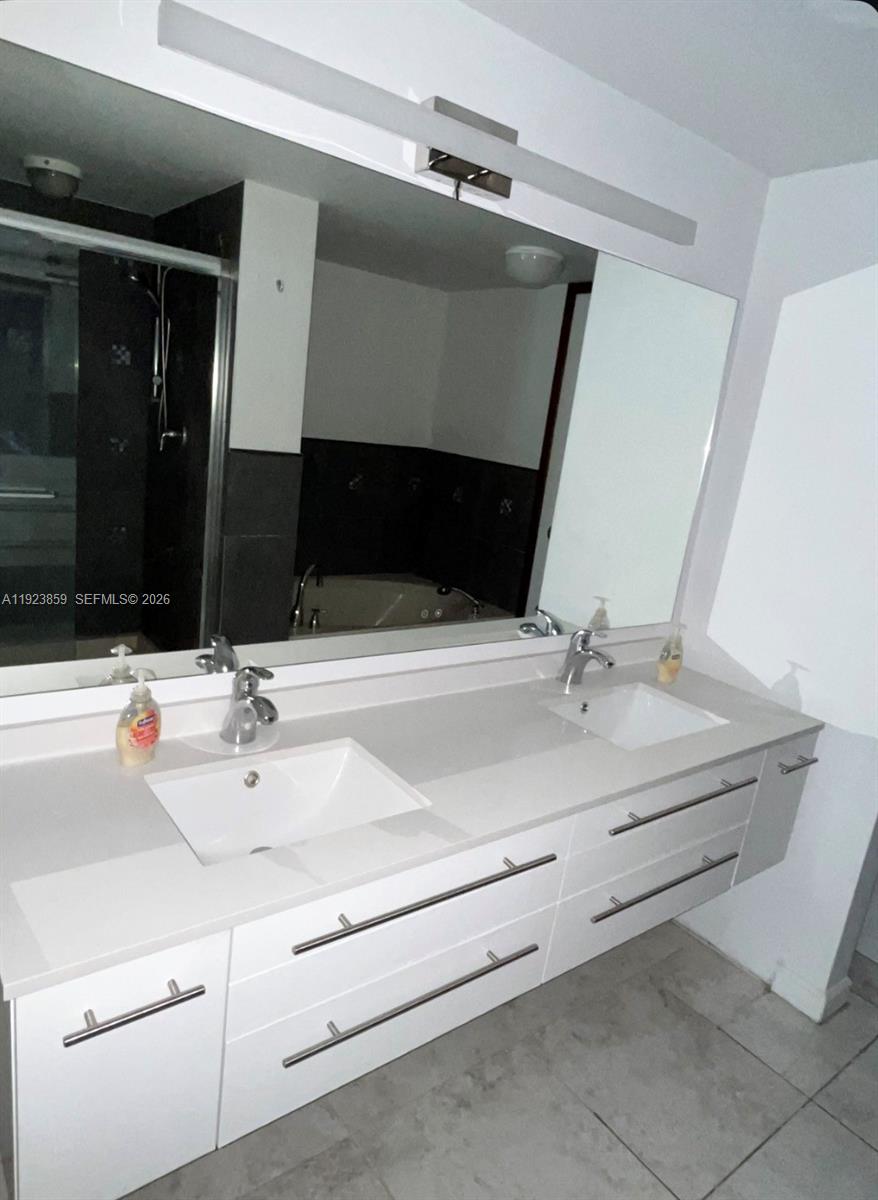 3610 Yacht Club Dr # 1503