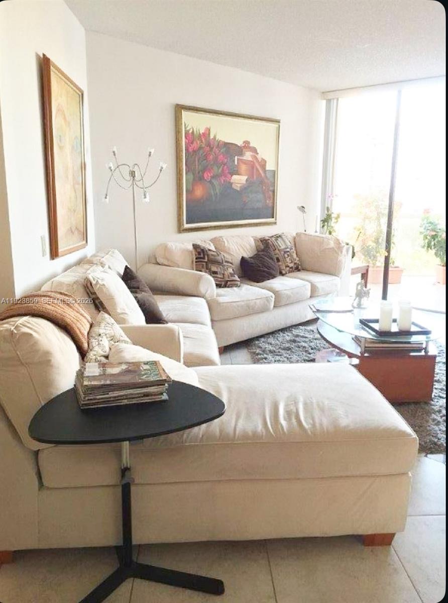 3610 Yacht Club Dr # 1503