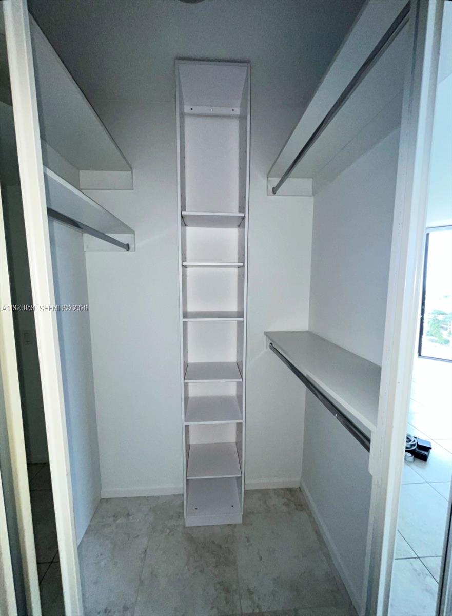 3610 Yacht Club Dr # 1503