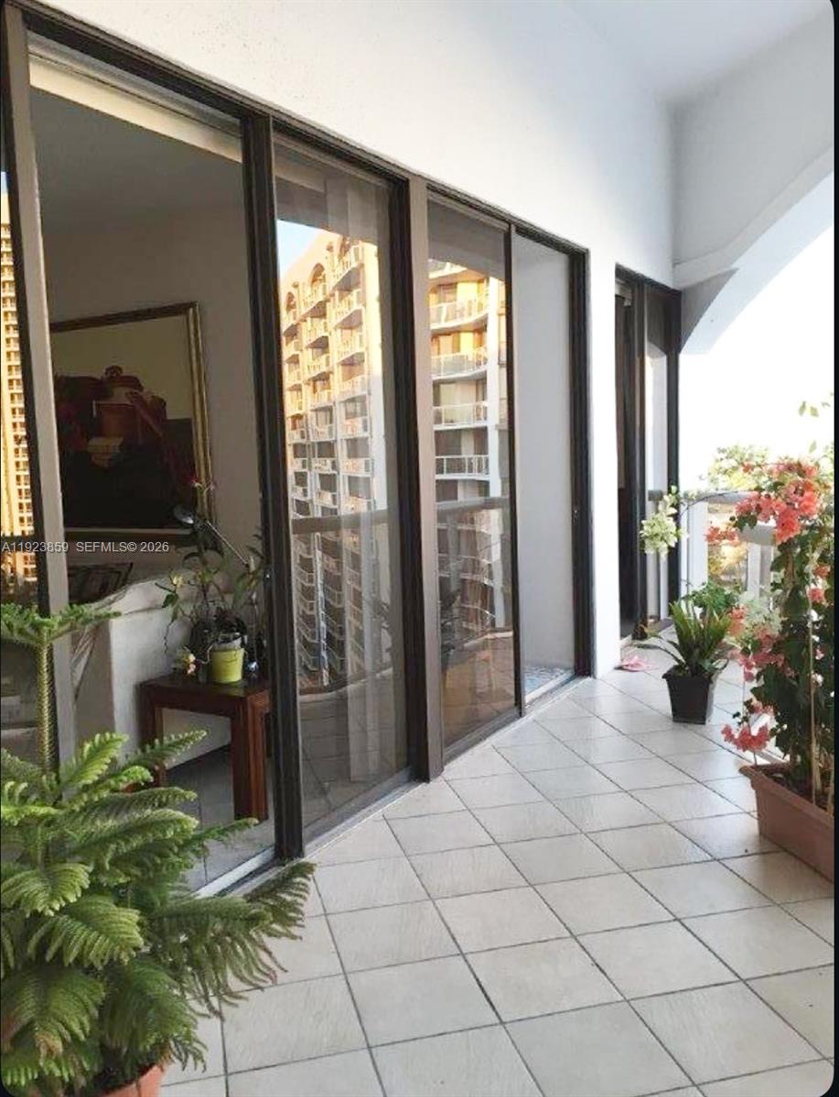 3610 Yacht Club Dr # 1503