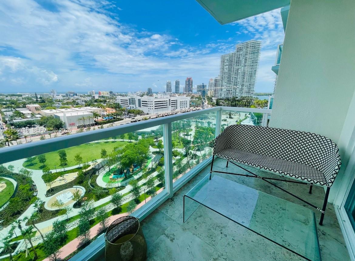 650 West Ave # 1704