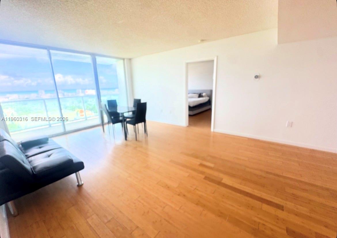 650 West Ave # 1704