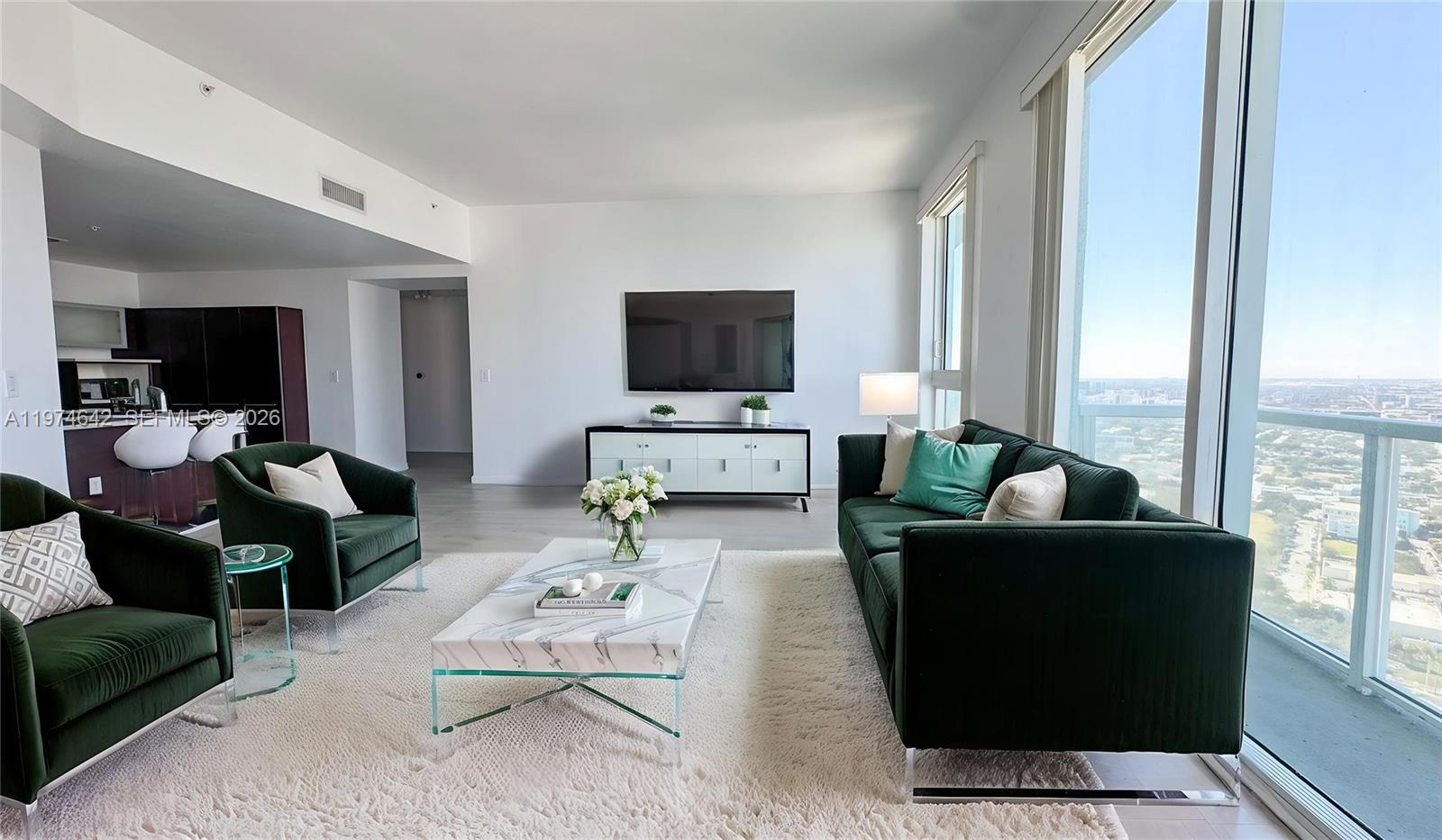 1900 N Bayshore Dr # 4112