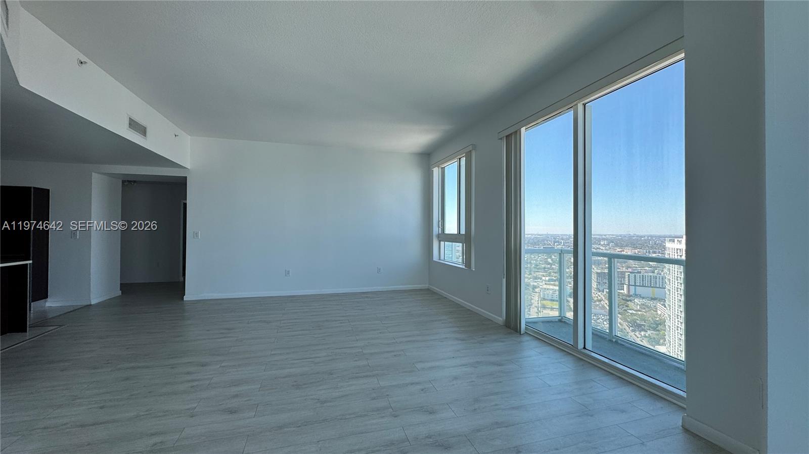 1900 N Bayshore Dr # 4112