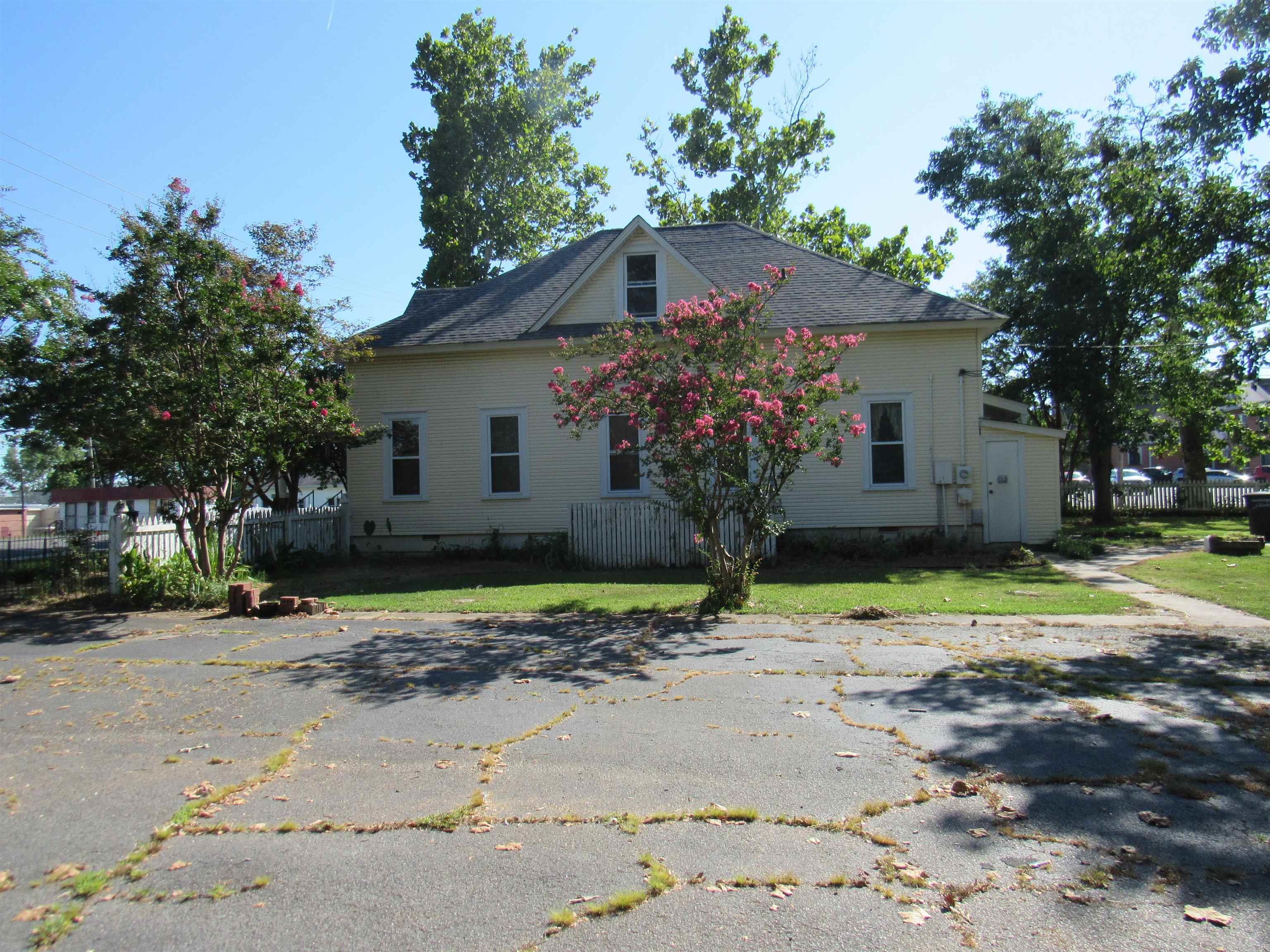 200 N 2nd Street