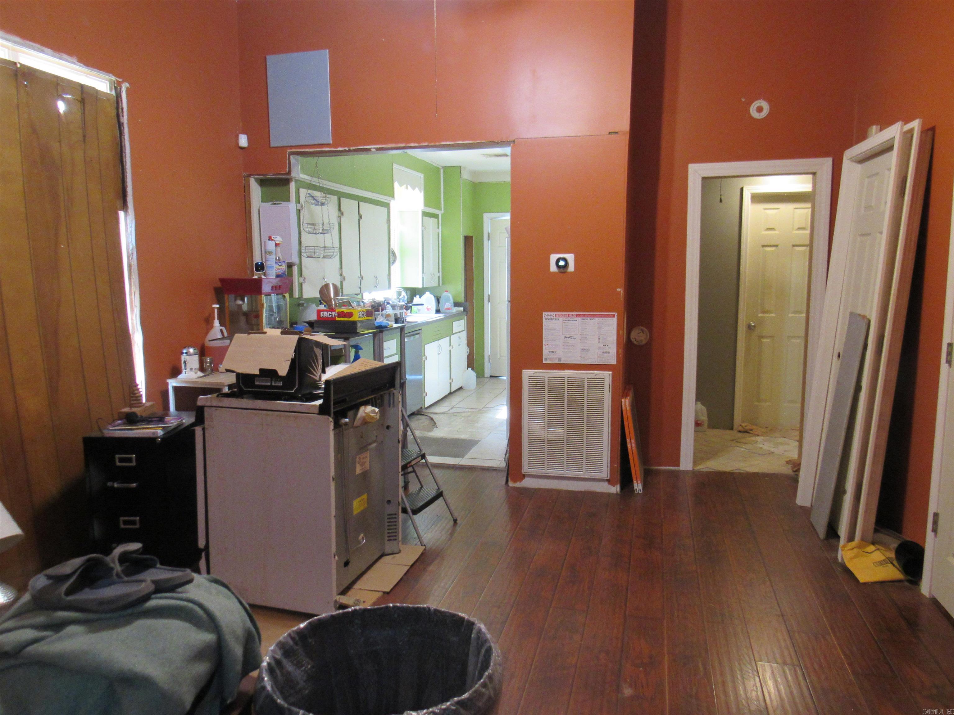 701 N Vine Street