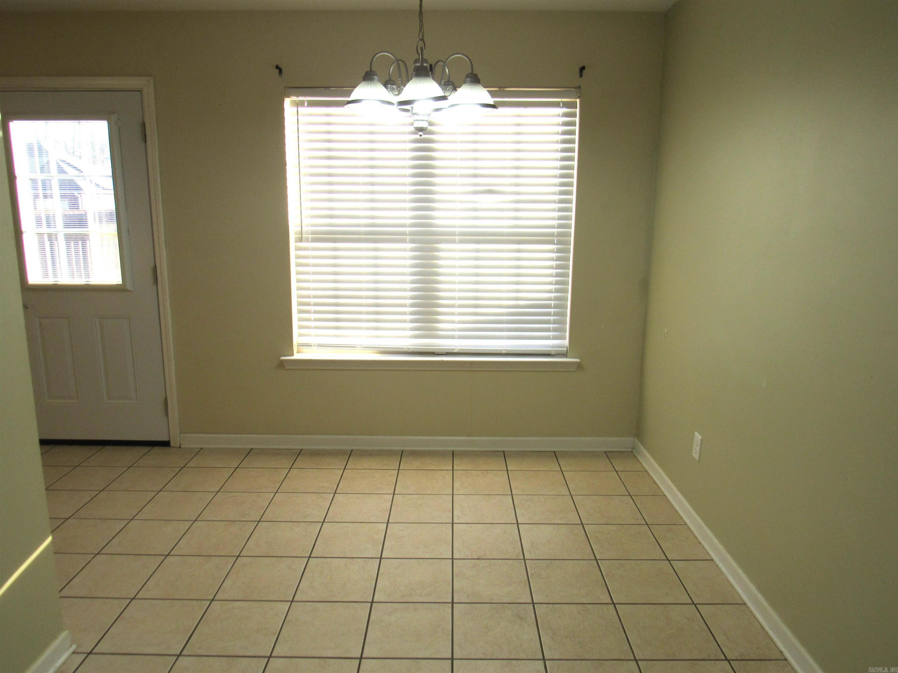 6 Moon Ridge Drive