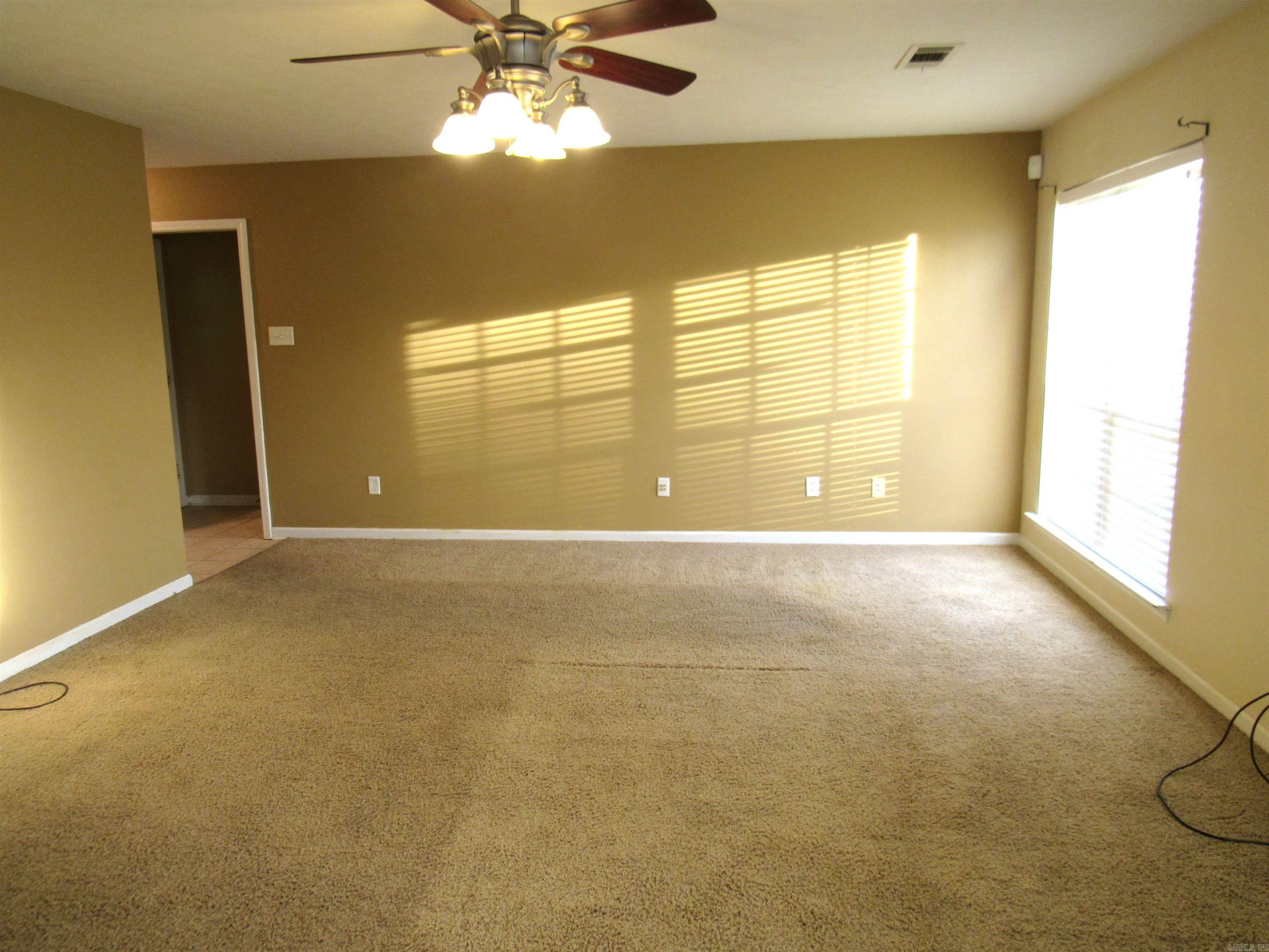 6 Moon Ridge Drive