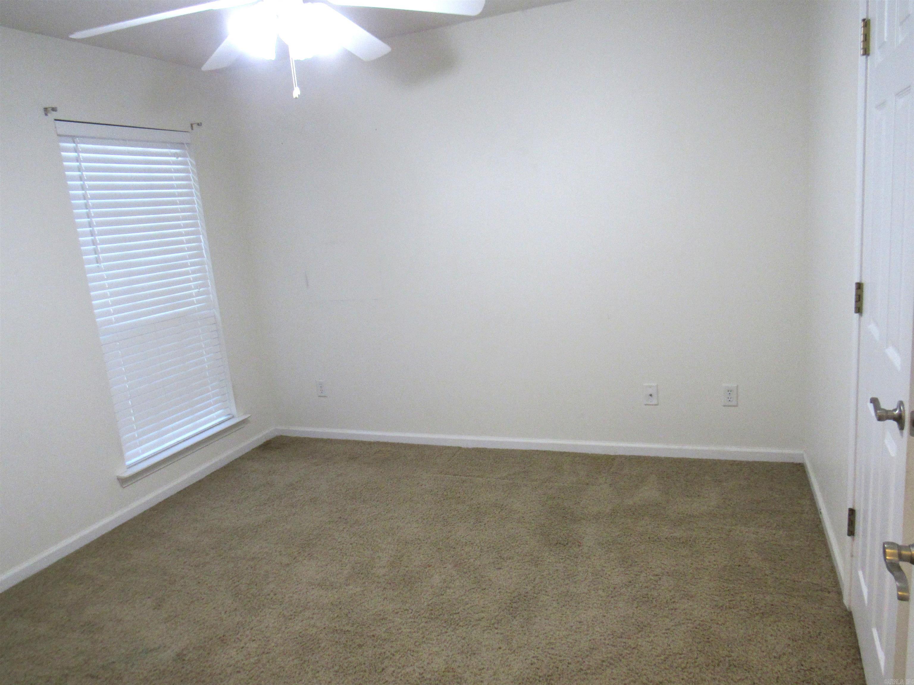 6 Moon Ridge Drive