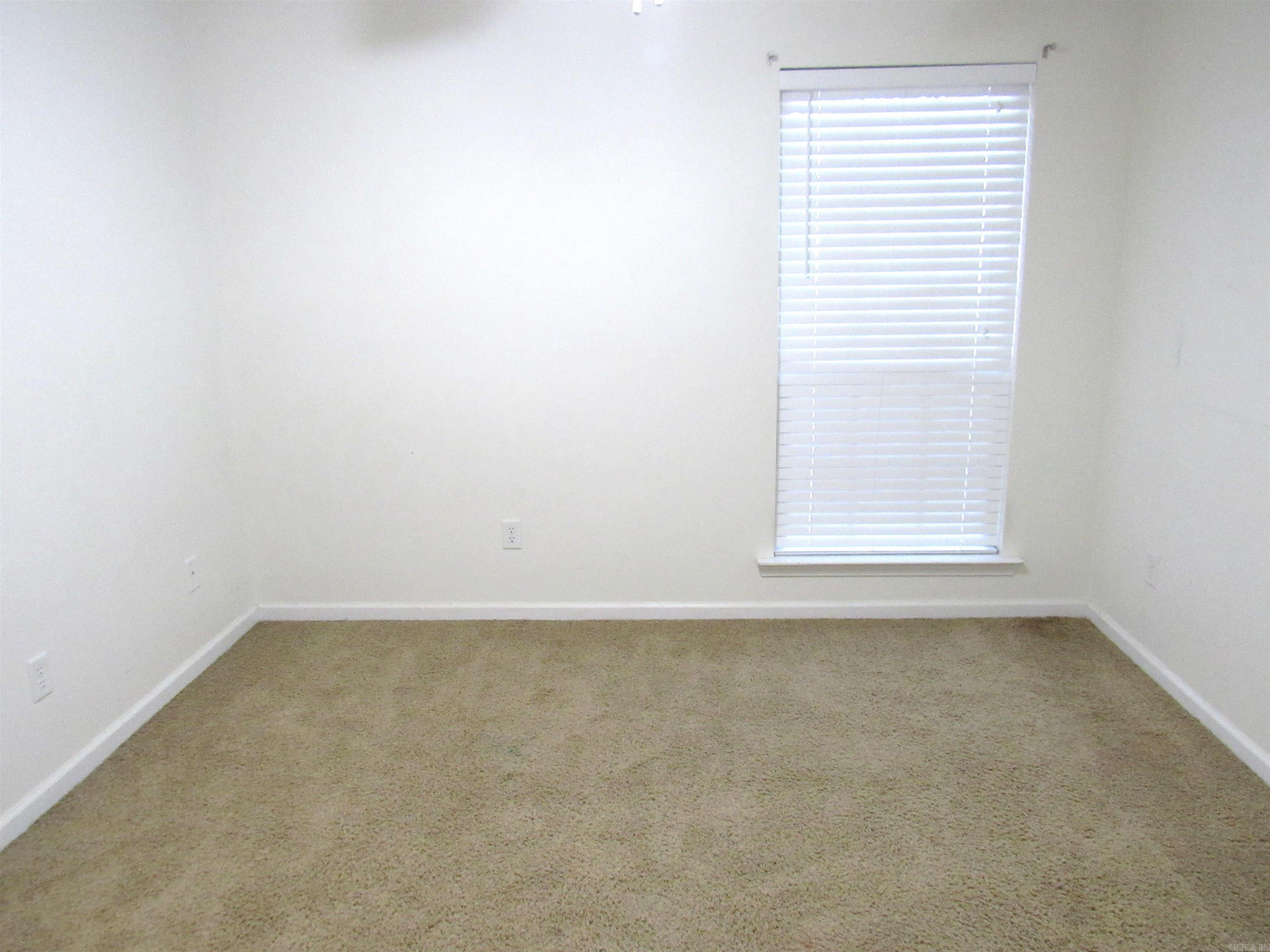 6 Moon Ridge Drive