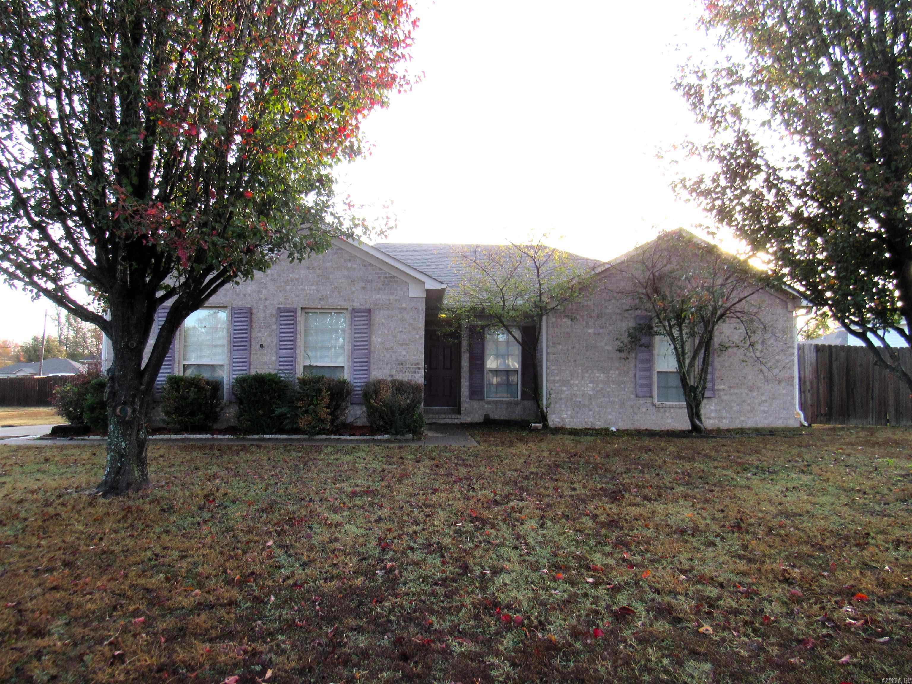 6 Moon Ridge Drive