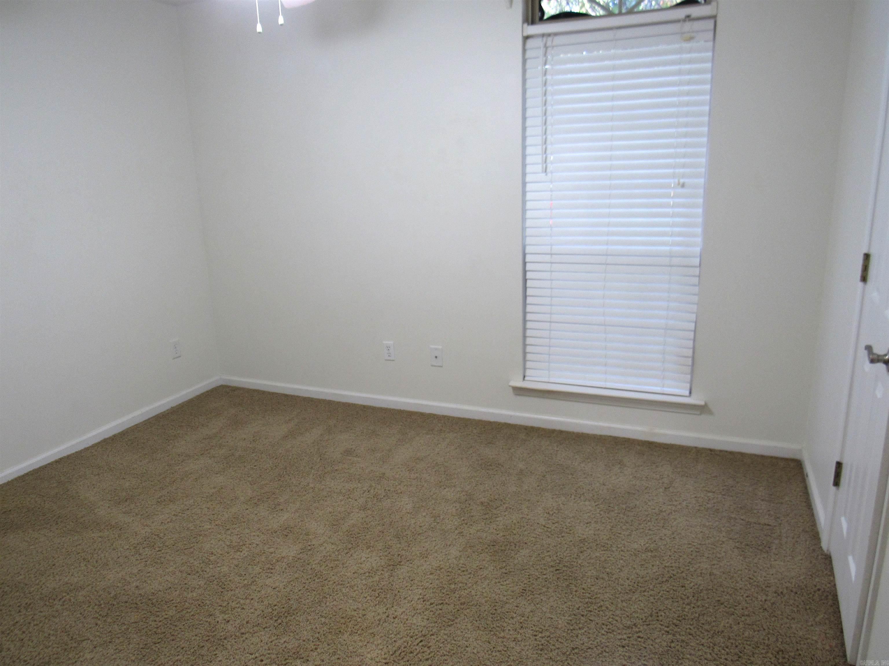 6 Moon Ridge Drive
