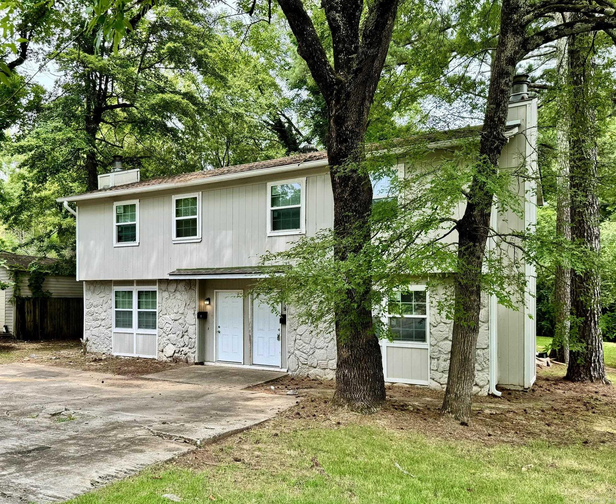 2301 Dorchester Drive