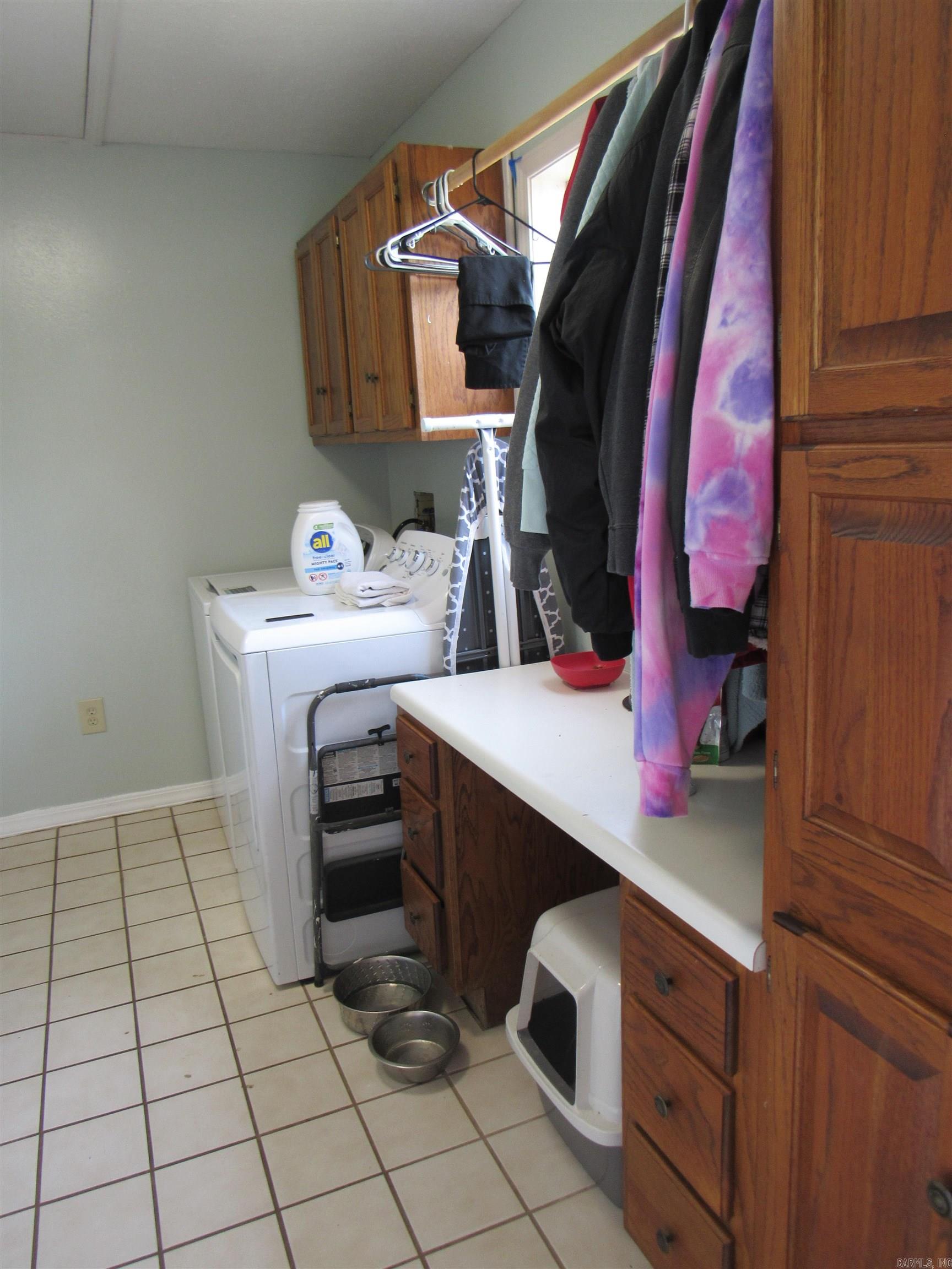 355 Midge Langley Road