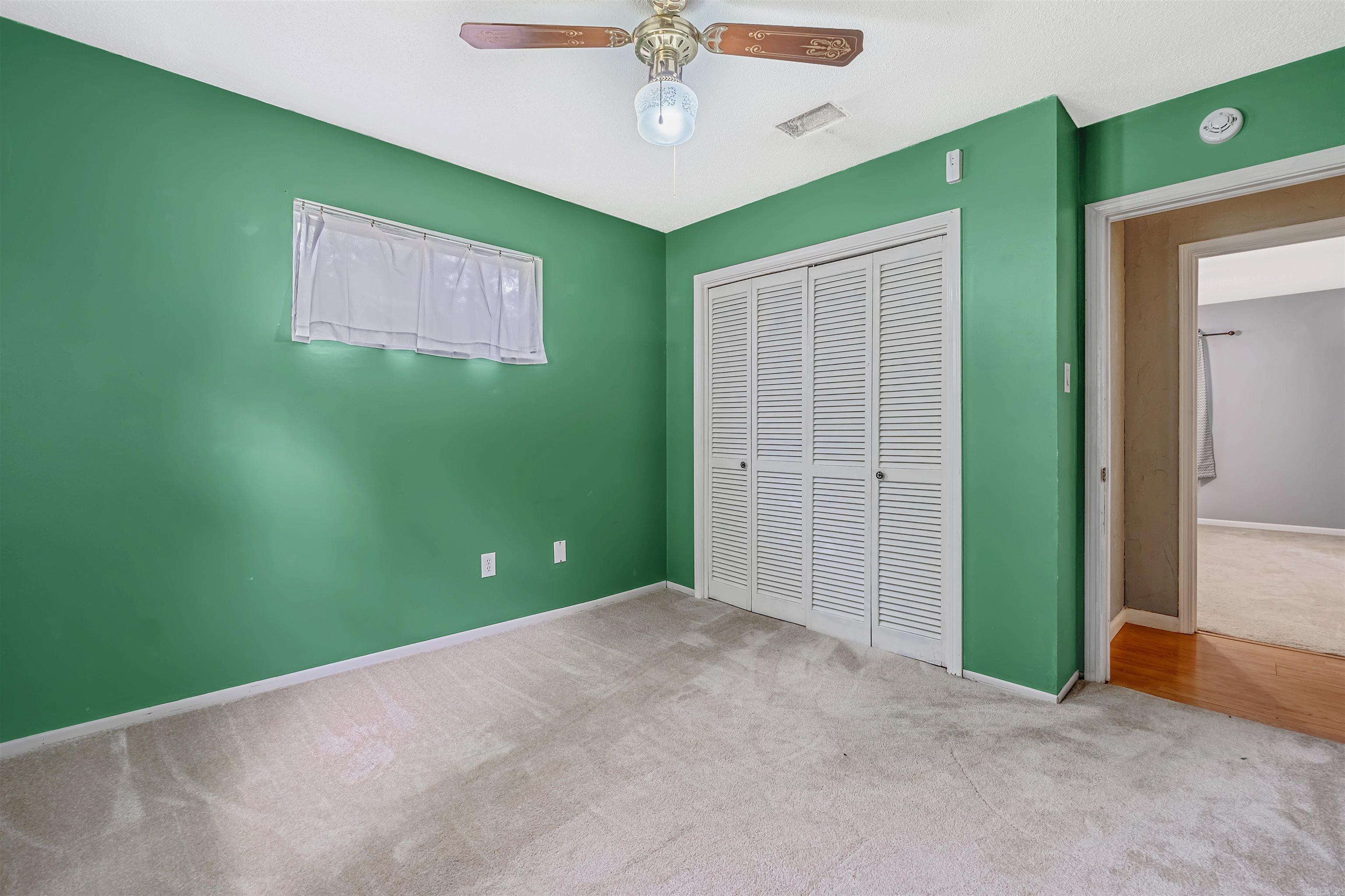 1217 Oakhurst Drive