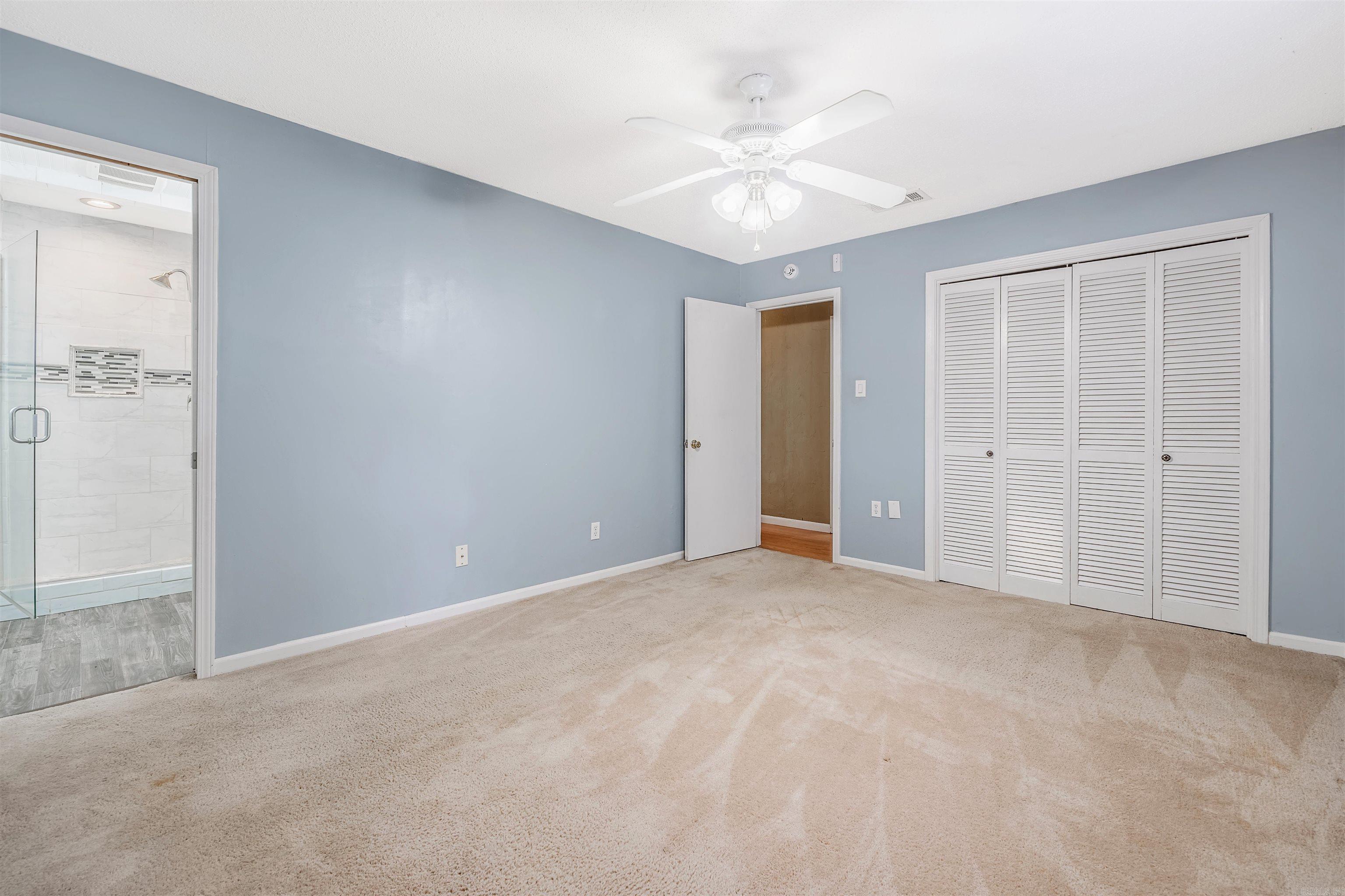 1217 Oakhurst Drive