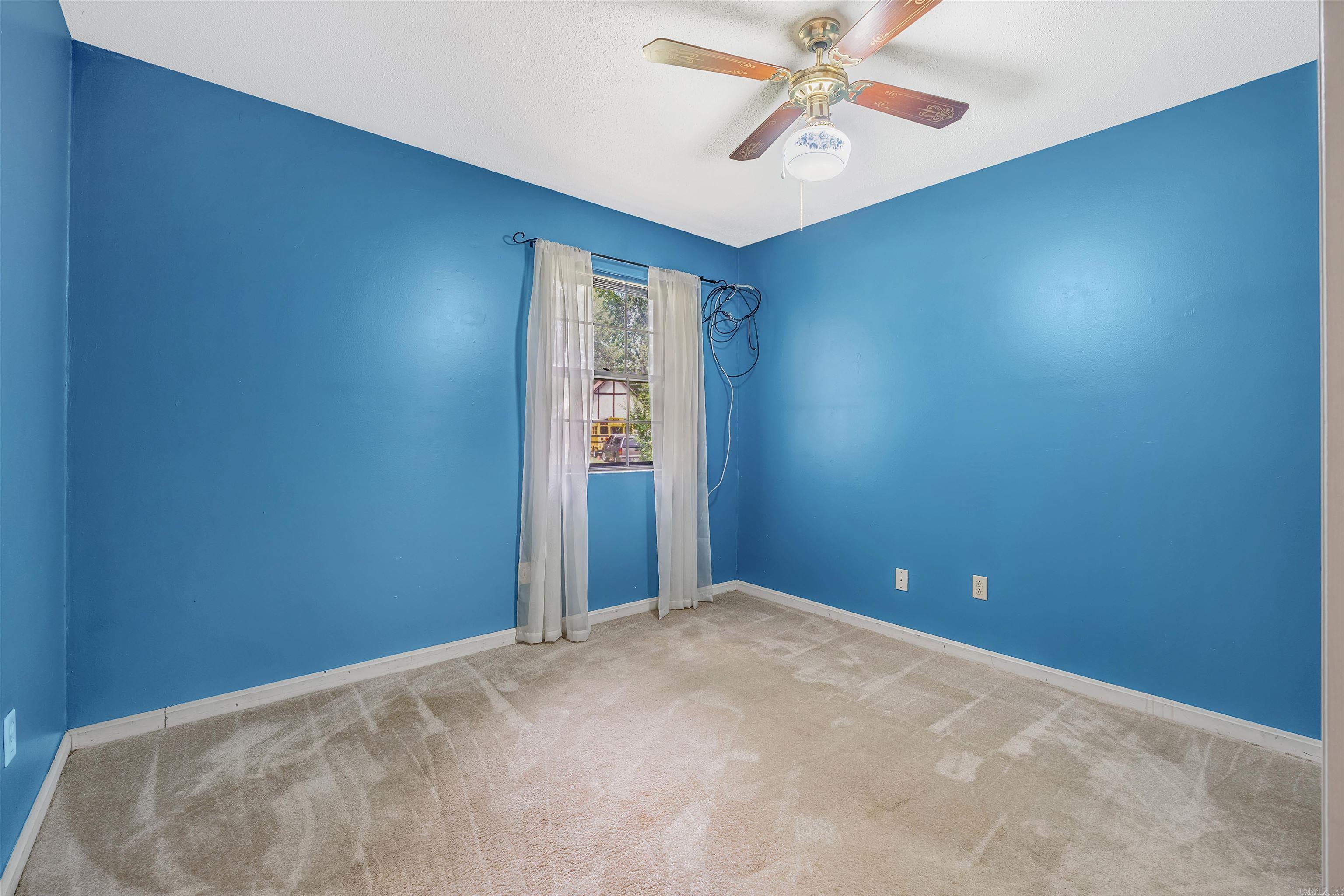 1217 Oakhurst Drive