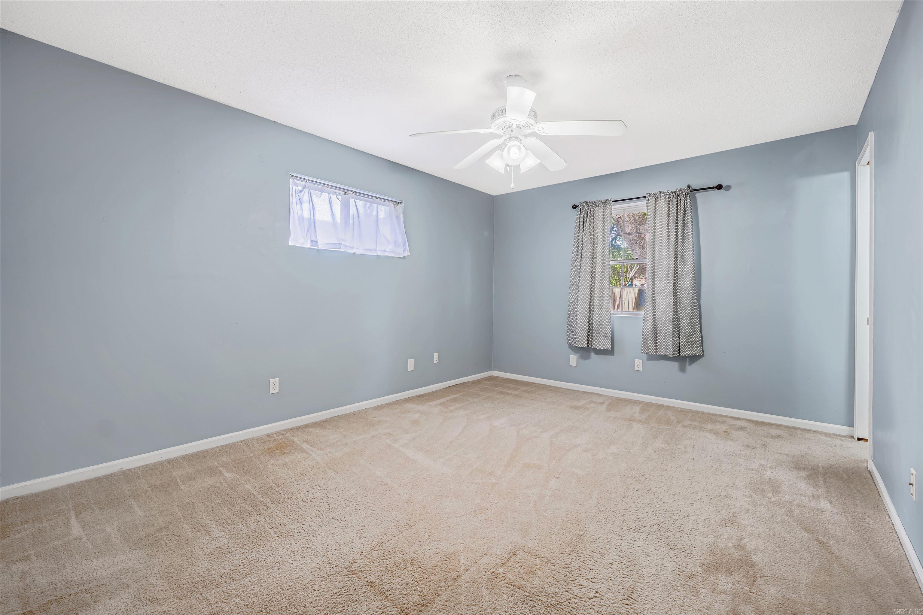 1217 Oakhurst Drive