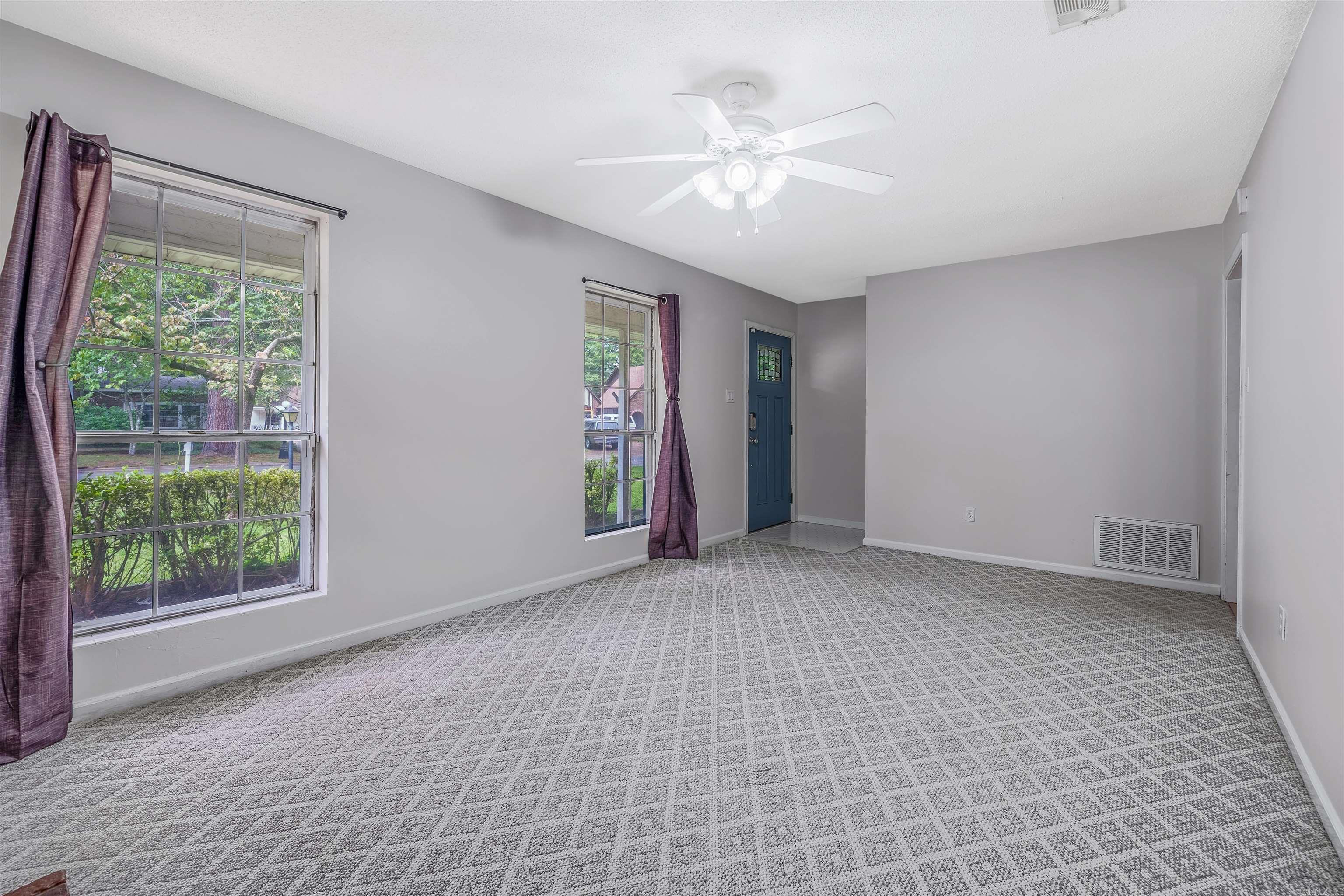 1217 Oakhurst Drive