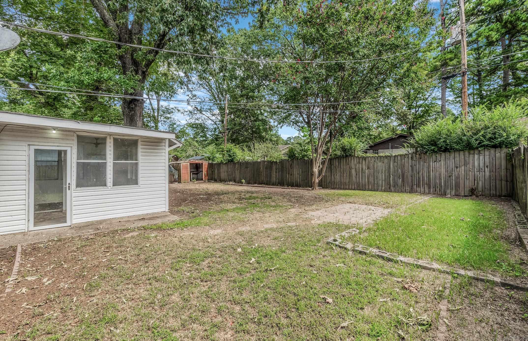 1217 Oakhurst Drive