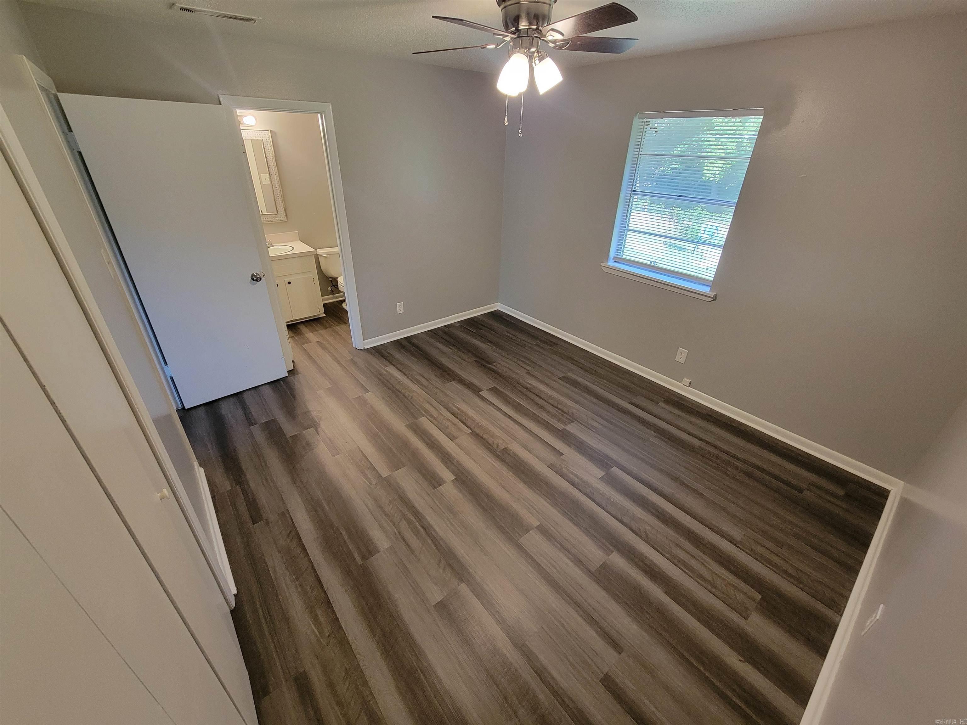 1411/1409 stafford Road