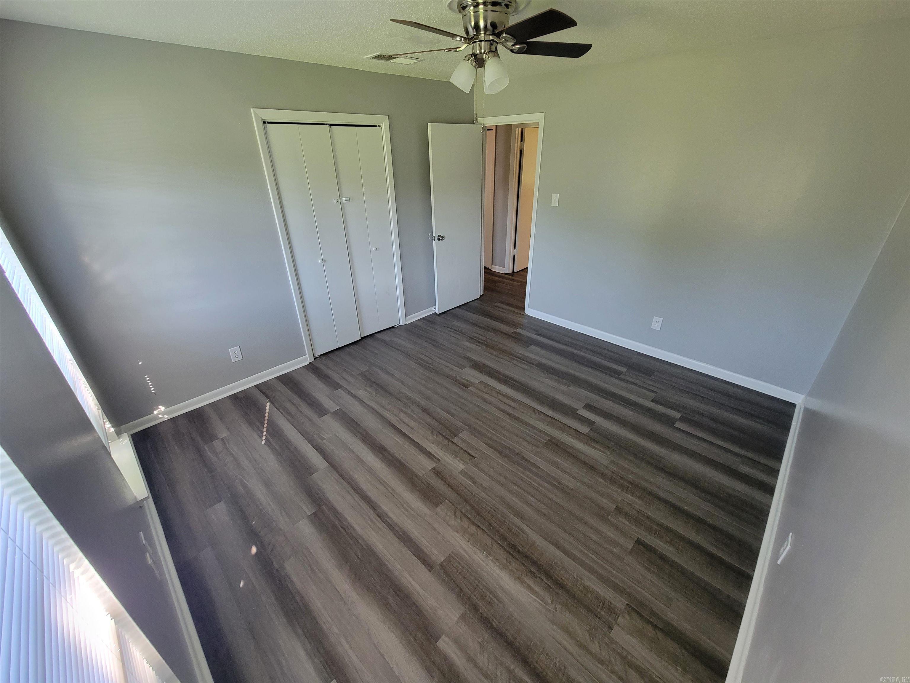 1411/1409 stafford Road