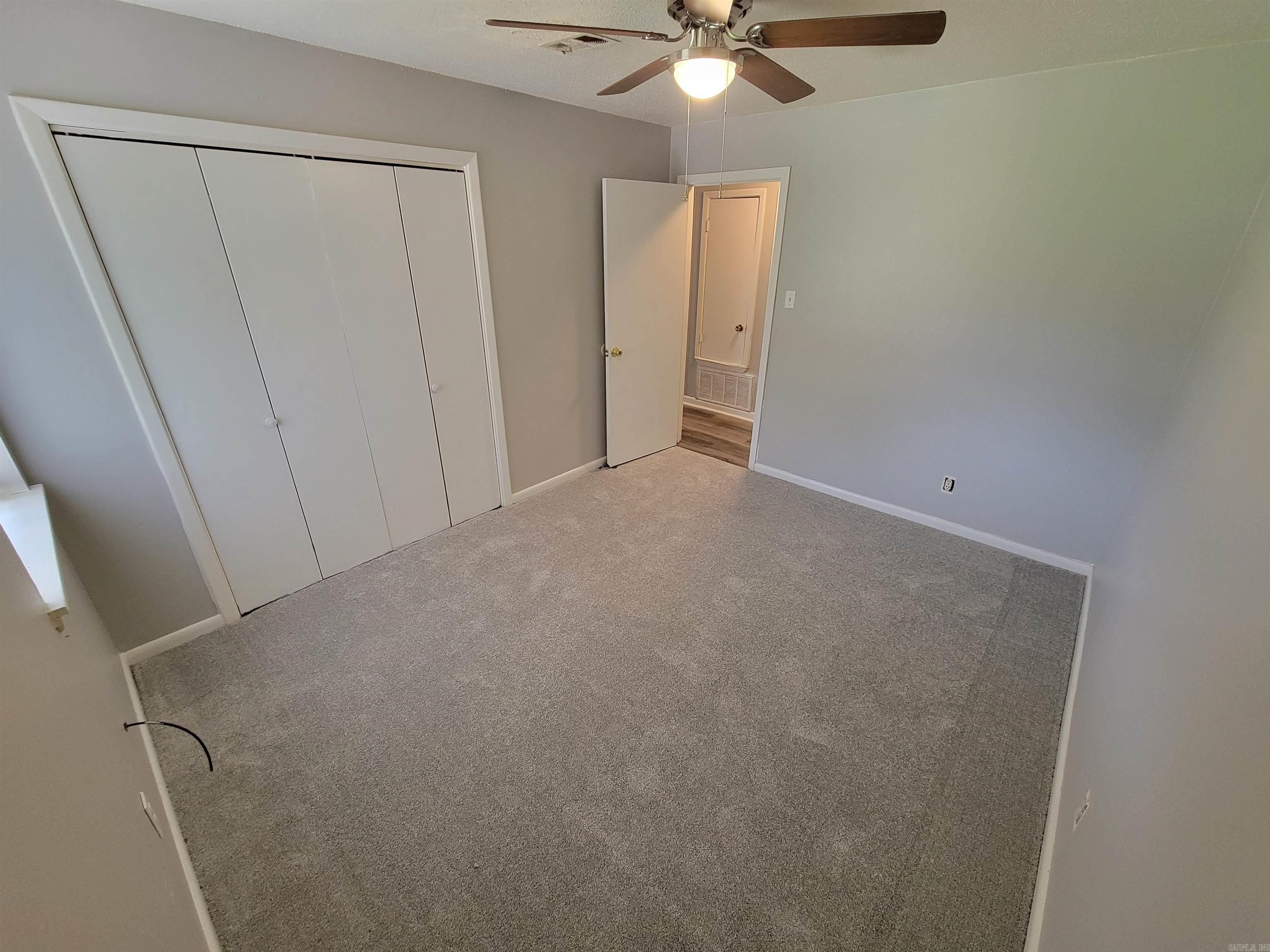 1411/1409 stafford Road