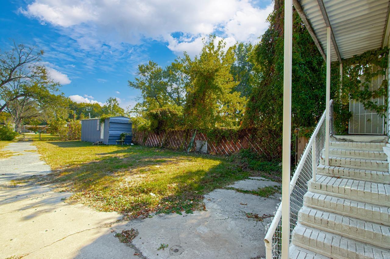 4704 E Broadway Street