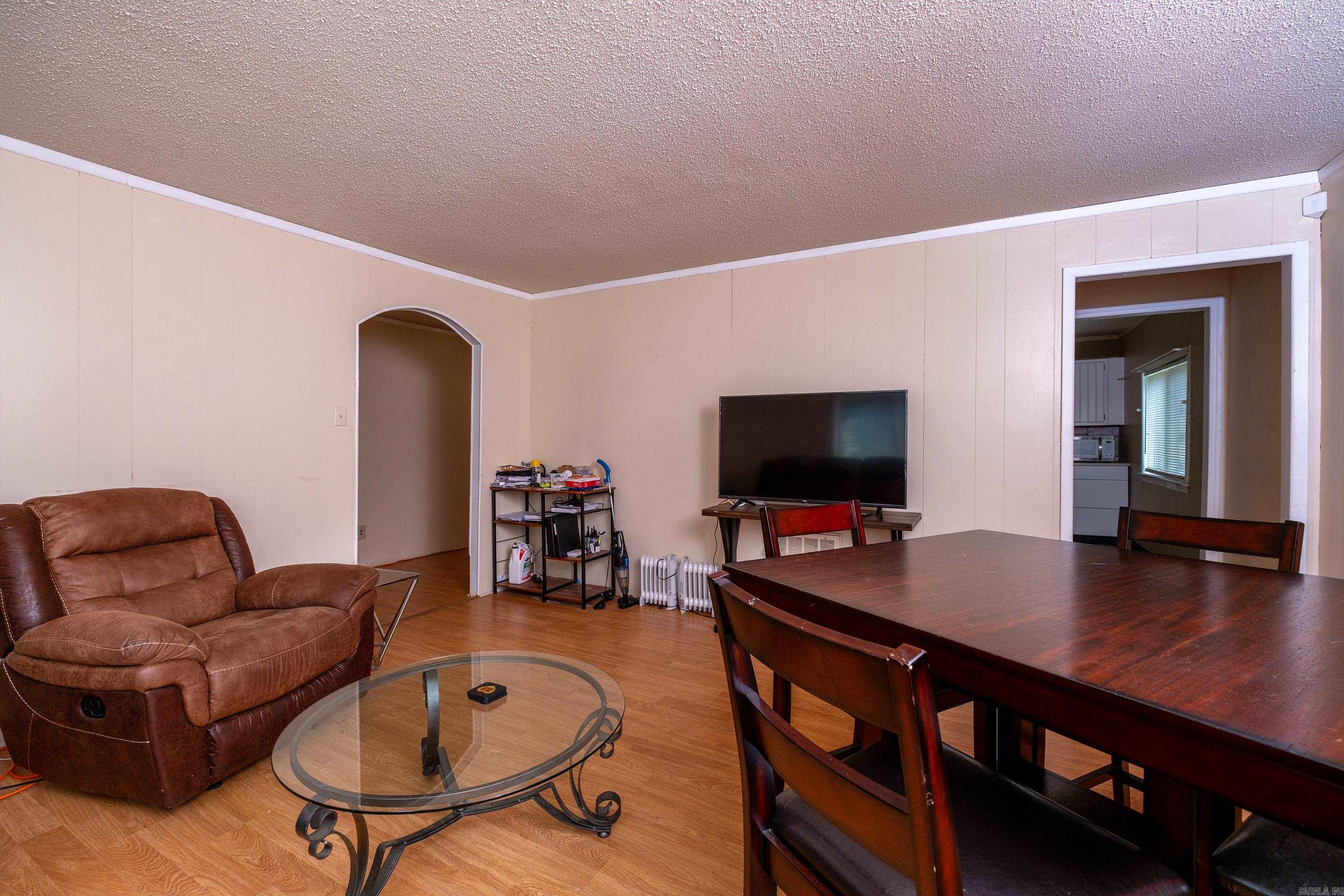 1411 Maple Street