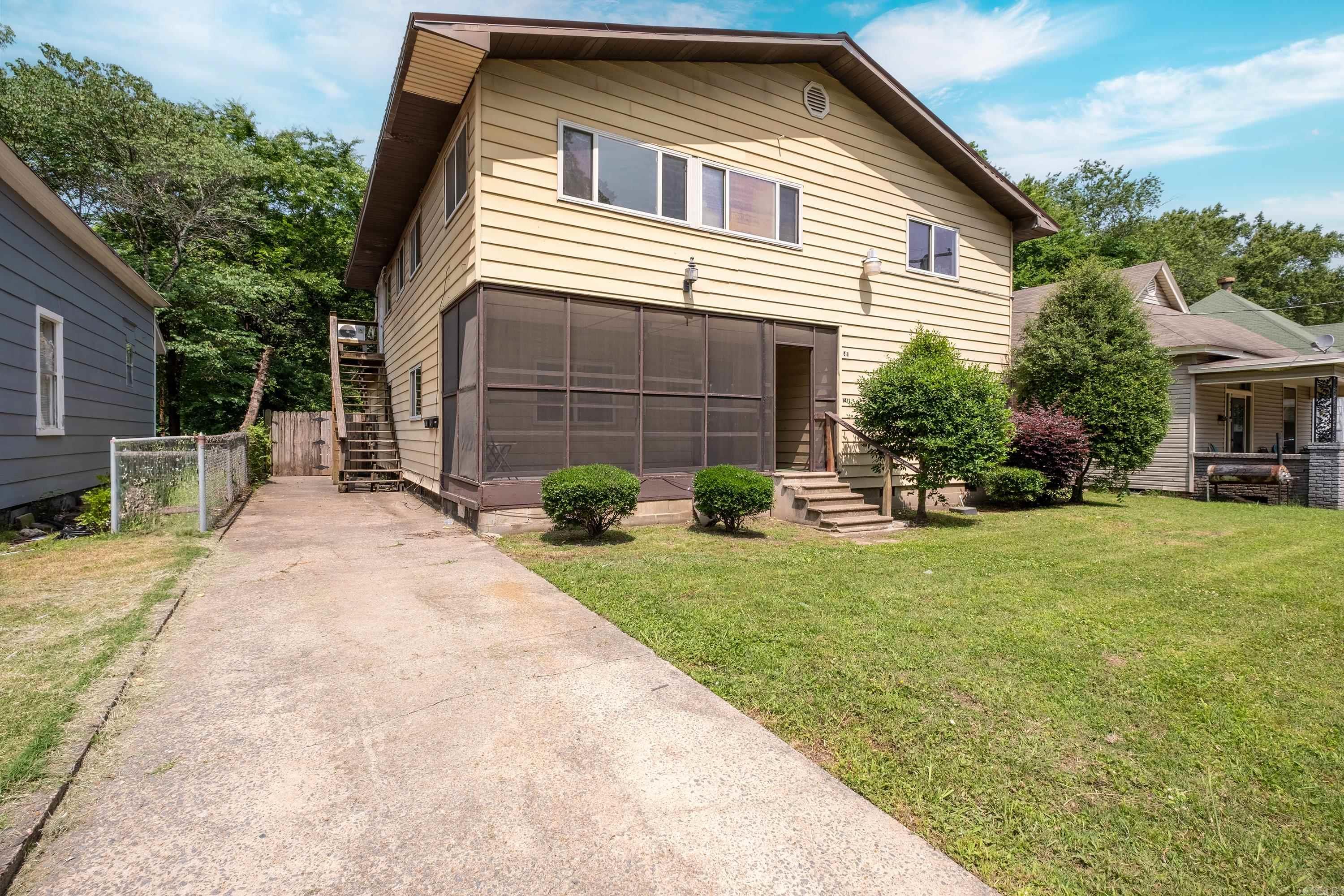 1411 Maple Street