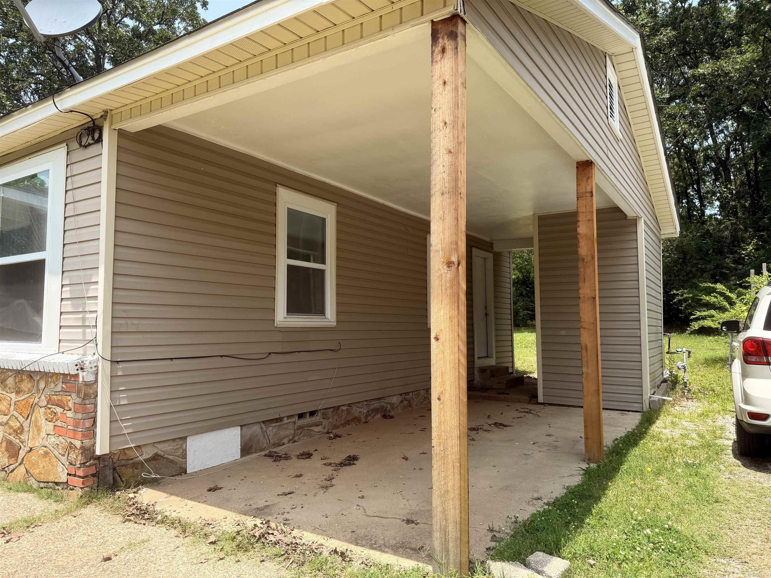 815 W 52nd