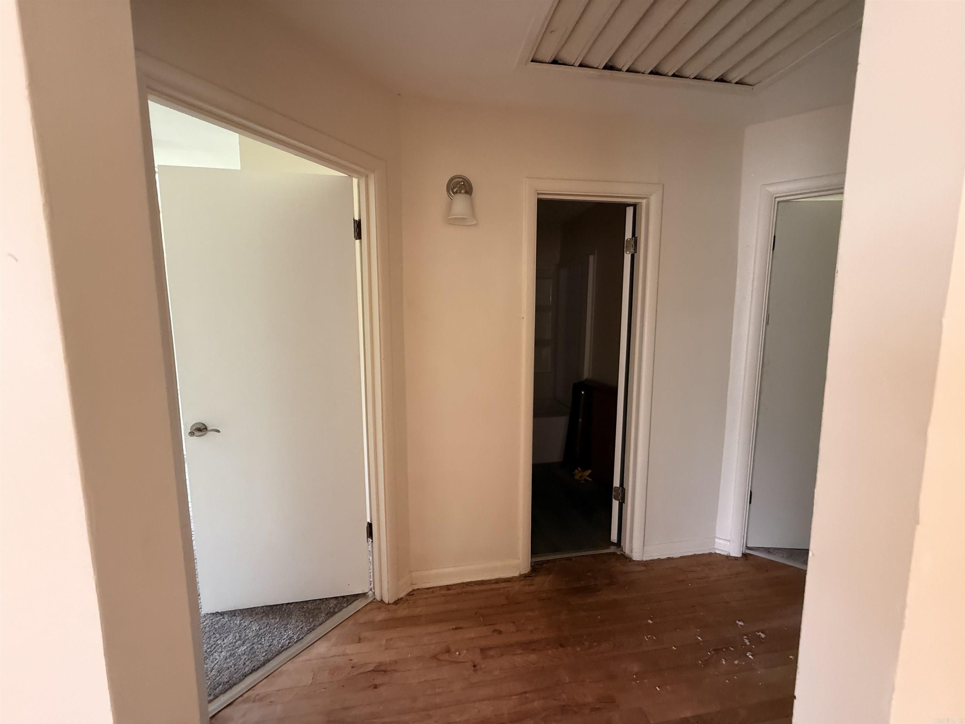 815 W 52nd