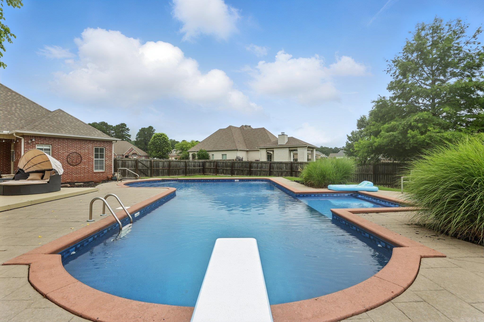 13 Greystone Boulevard