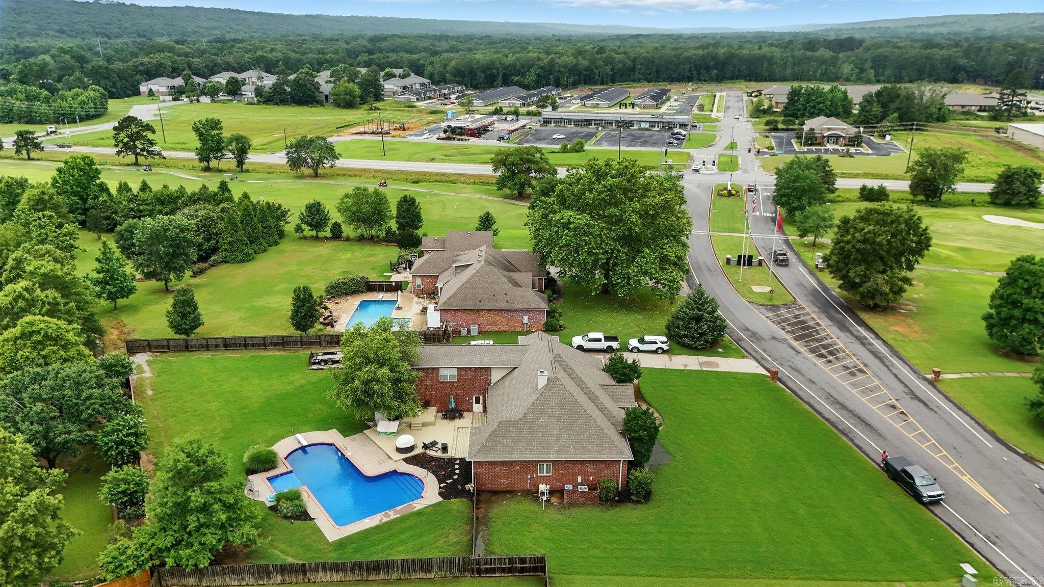 13 Greystone Boulevard