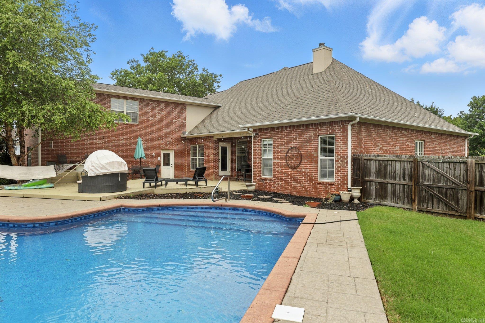 13 Greystone Boulevard