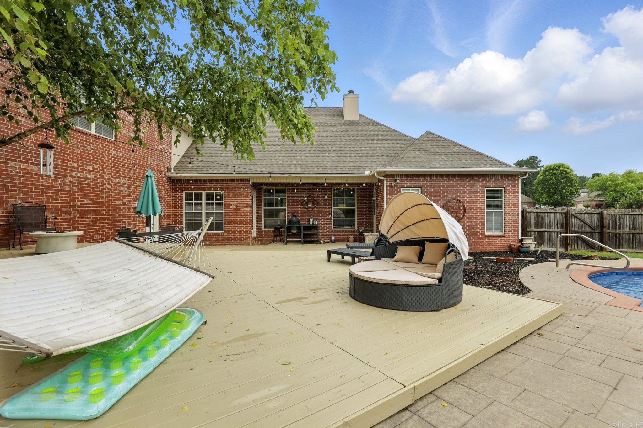 13 Greystone Boulevard