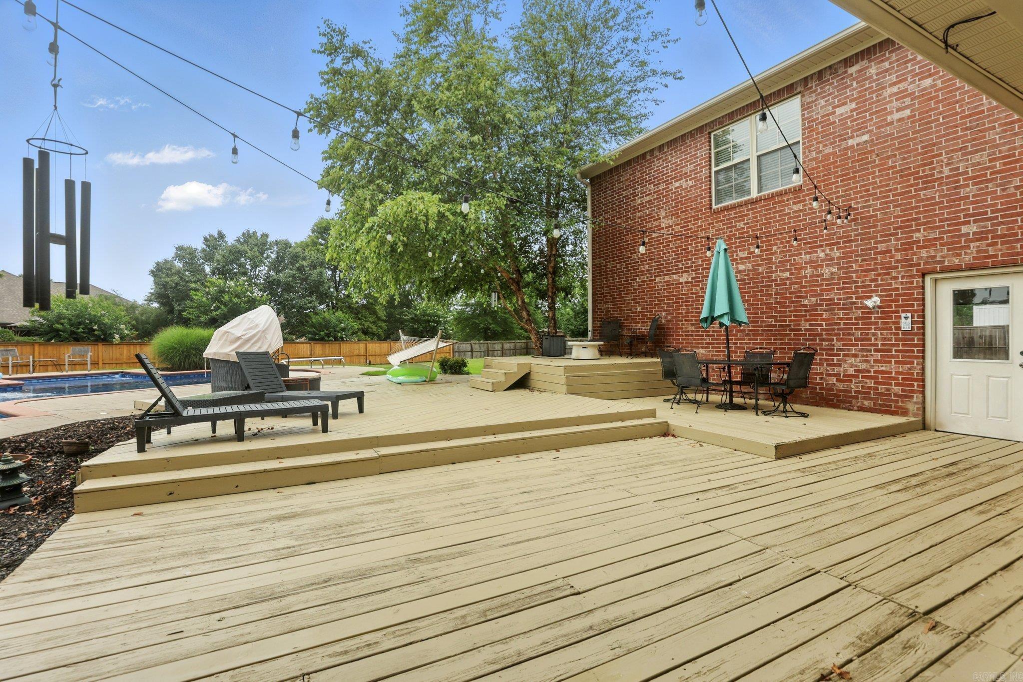 13 Greystone Boulevard