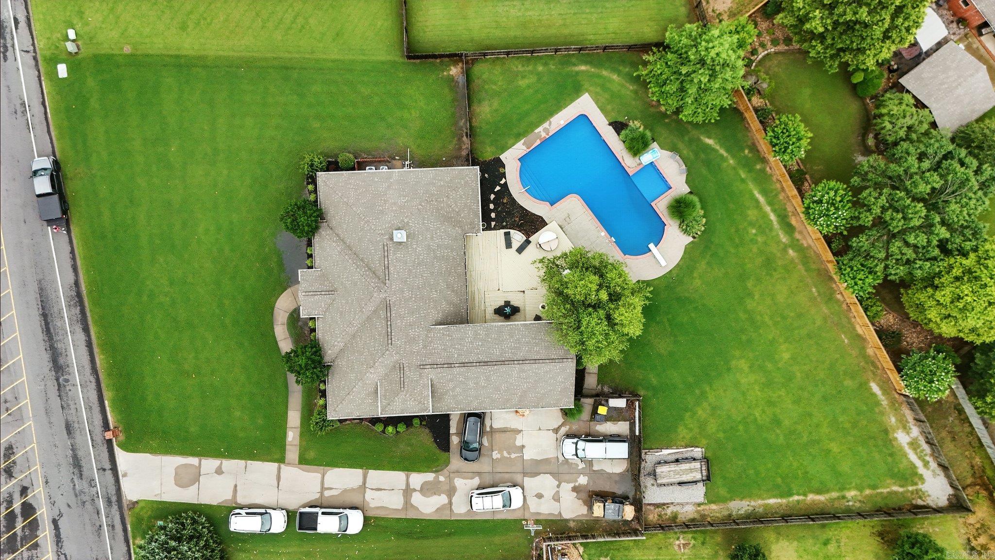 13 Greystone Boulevard