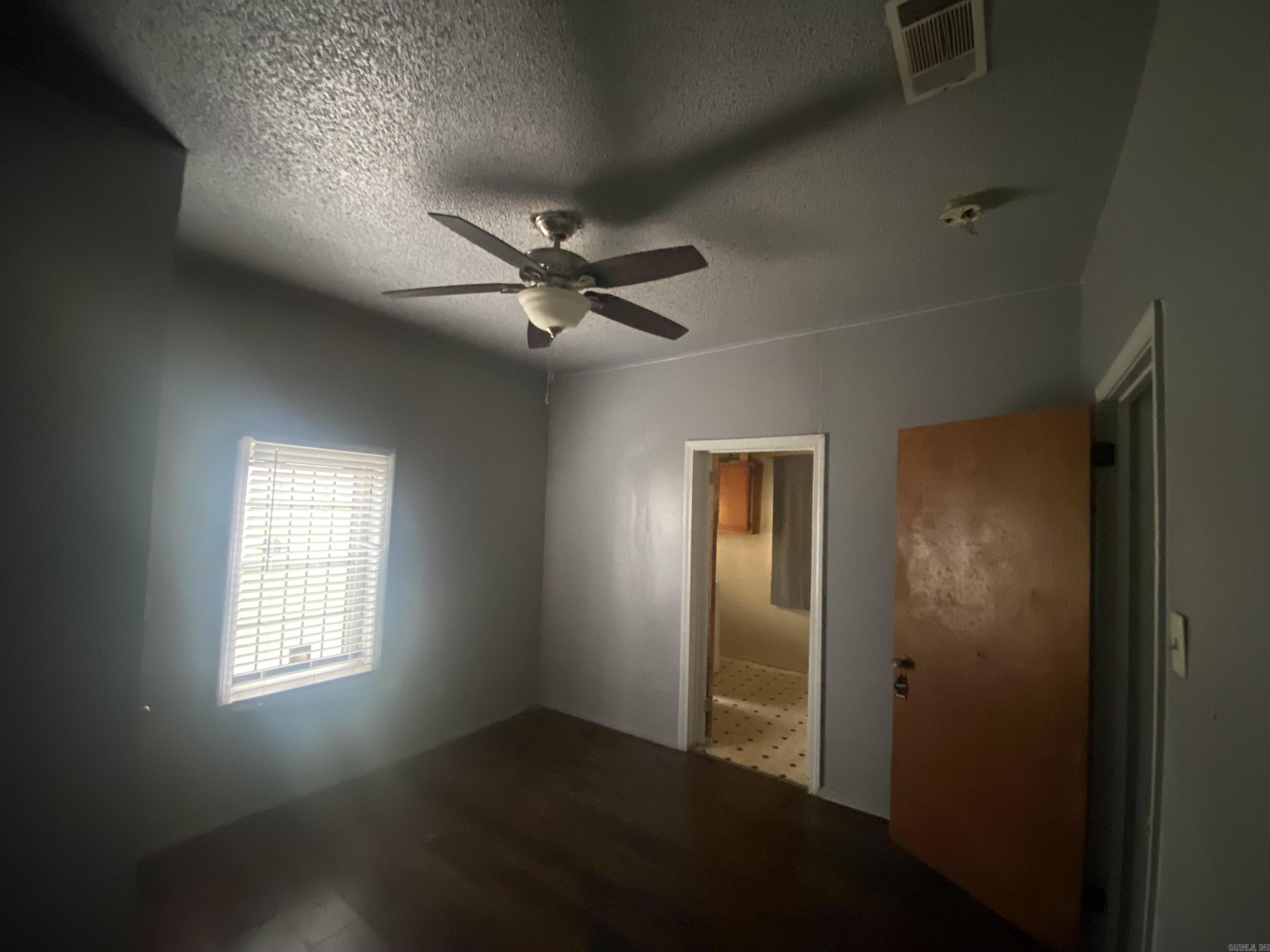 114 N Walnut Street