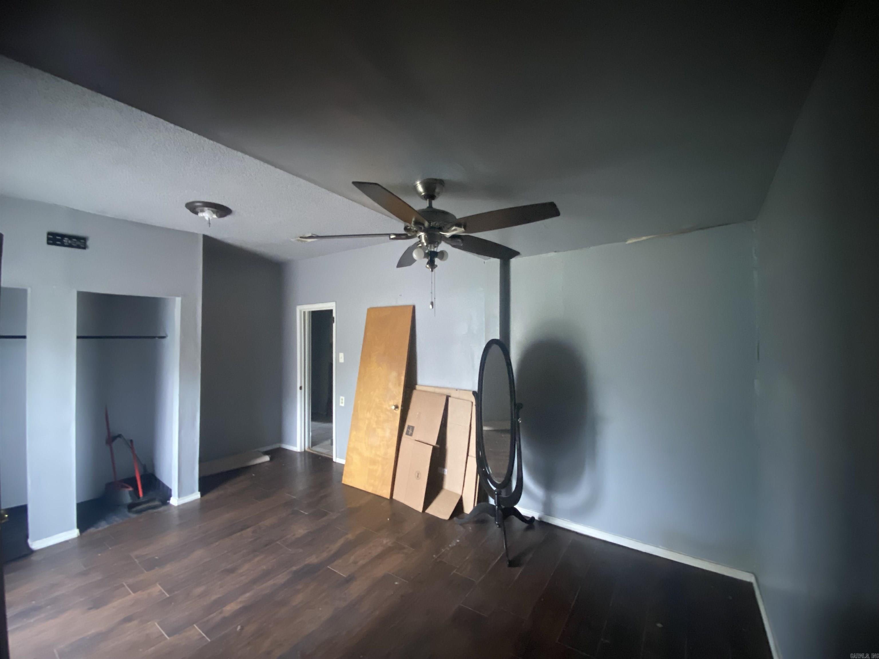 114 N Walnut Street