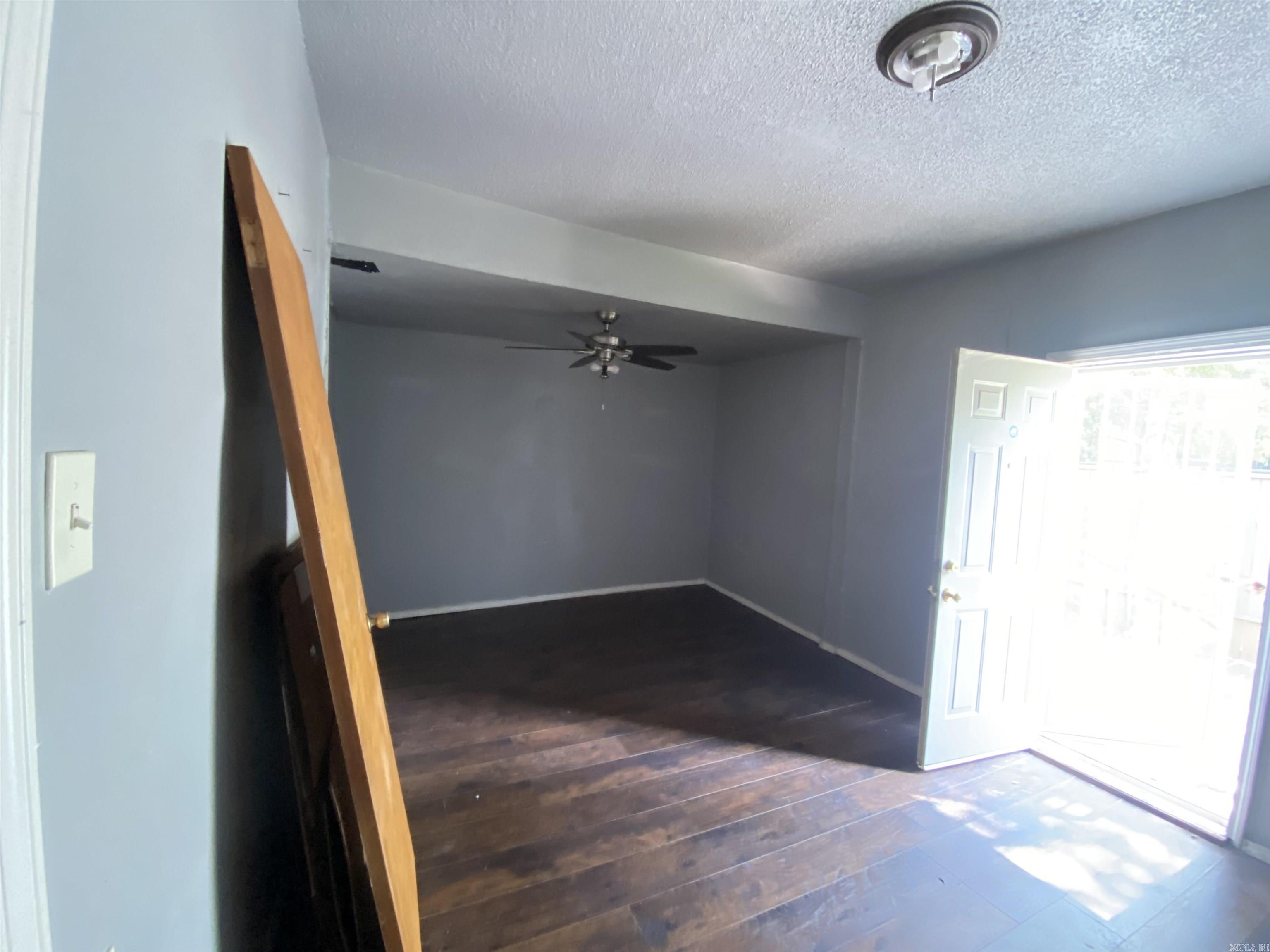 114 N Walnut Street