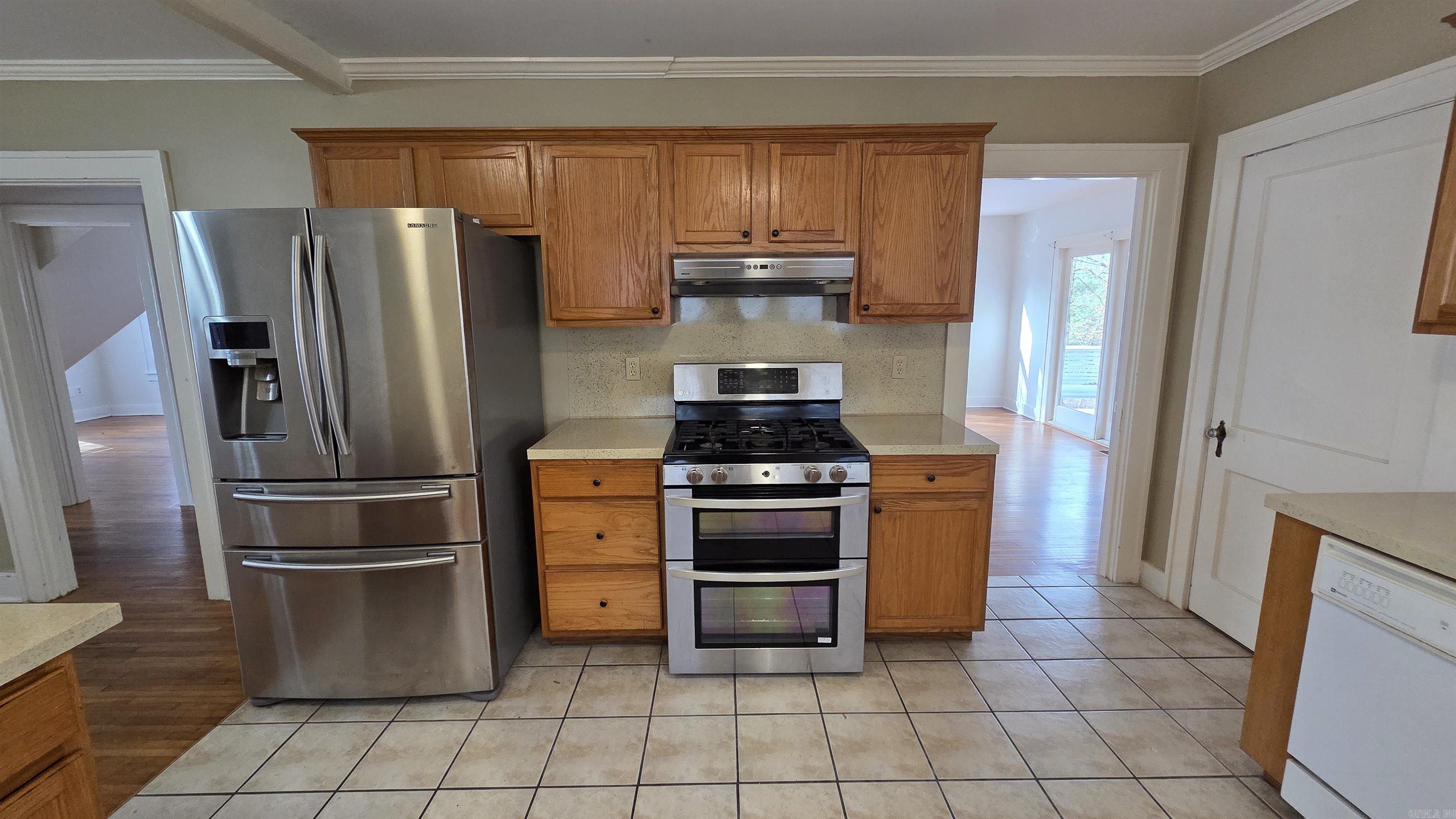 20 Forest Glades Cir