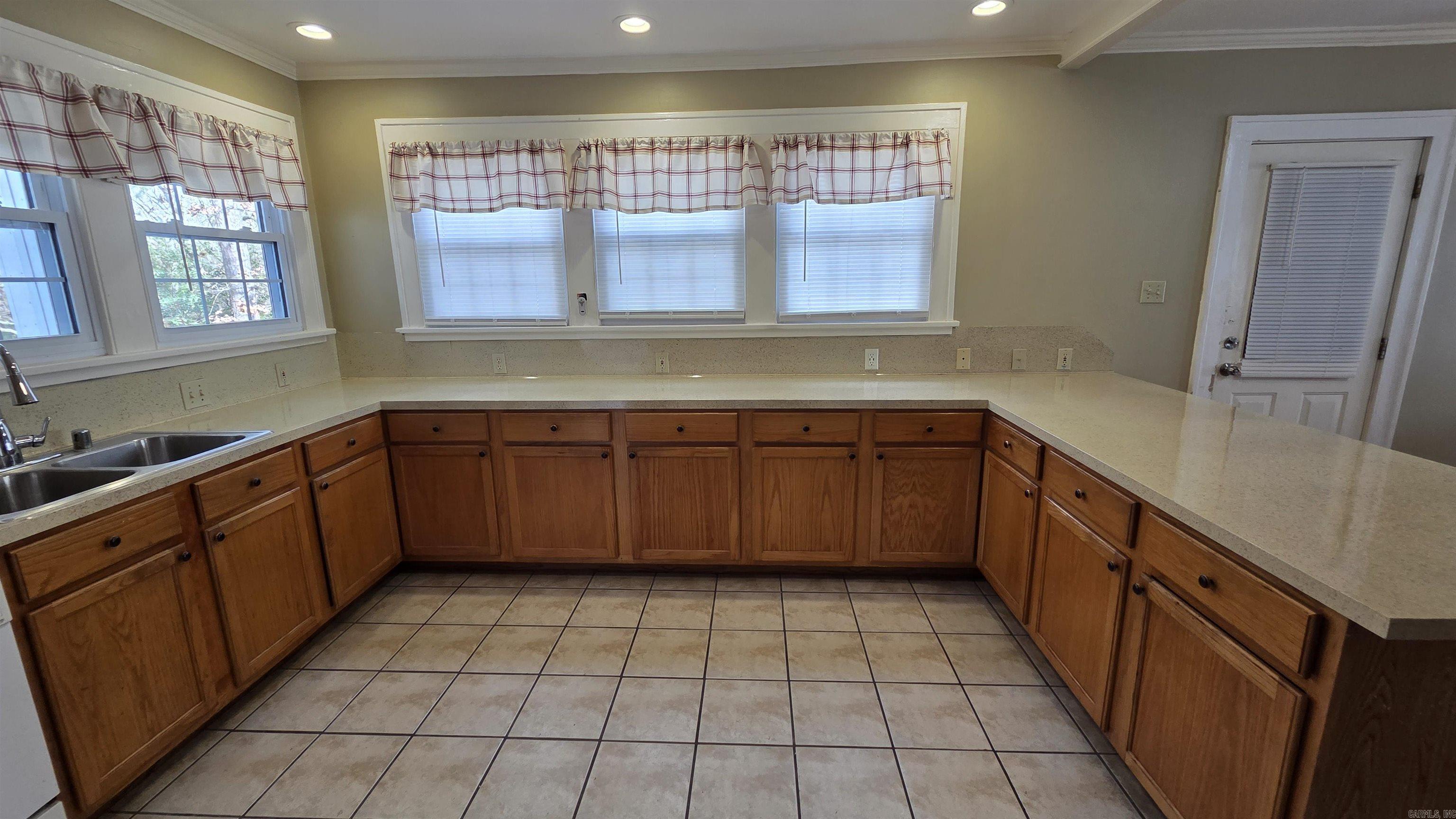 20 Forest Glades Cir